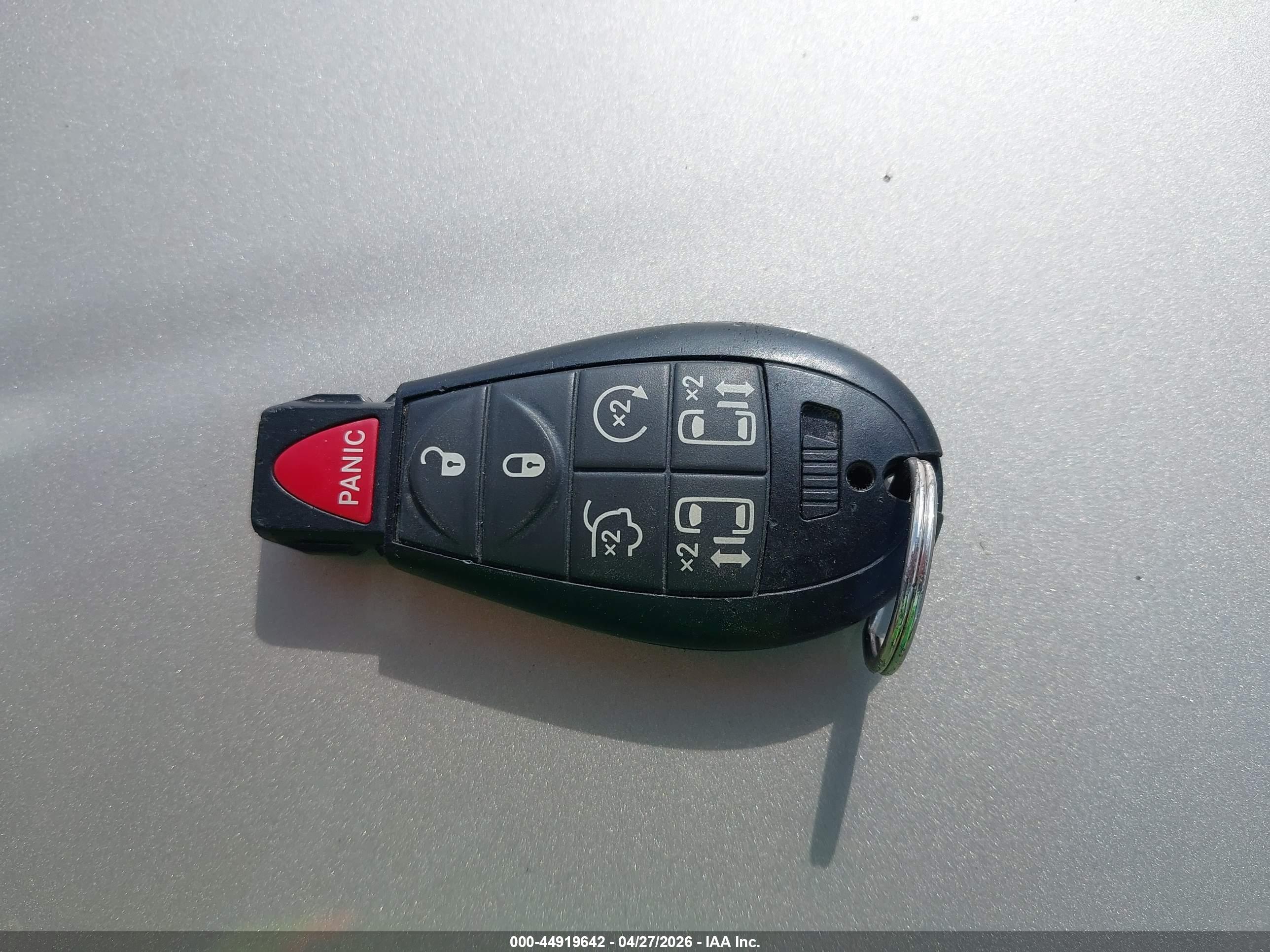 CHRYSLER TOWN image 11
