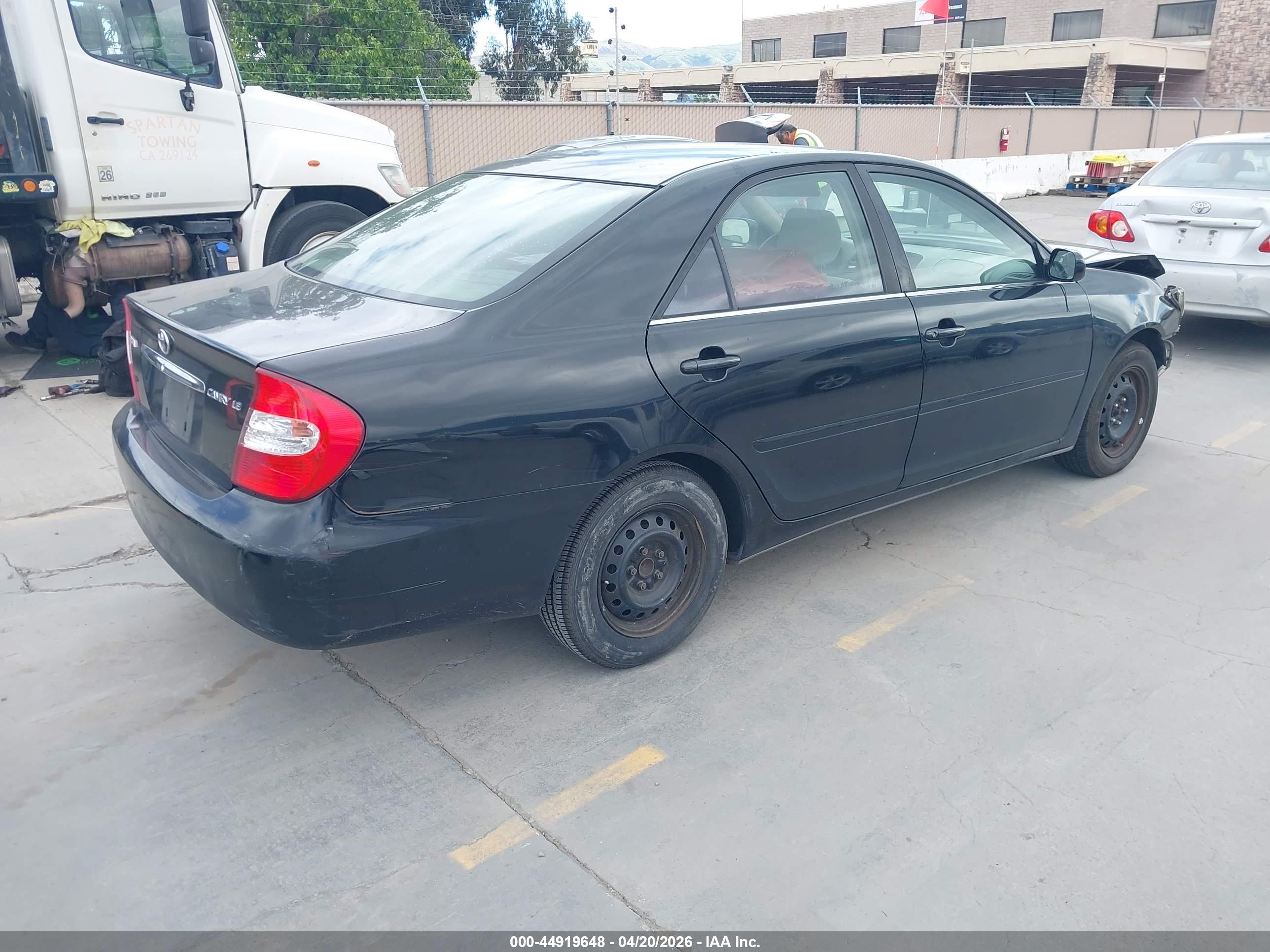 TOYOTA CAMRY image 4