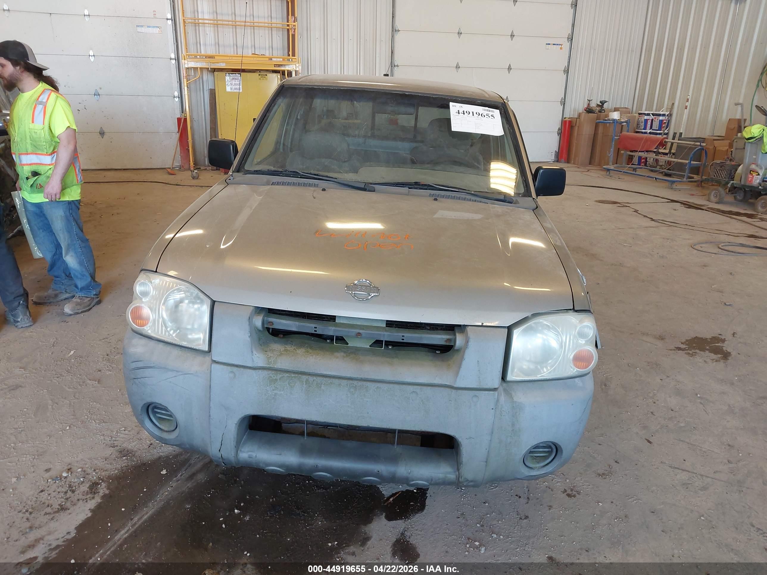 NISSAN FRONTIER image 6