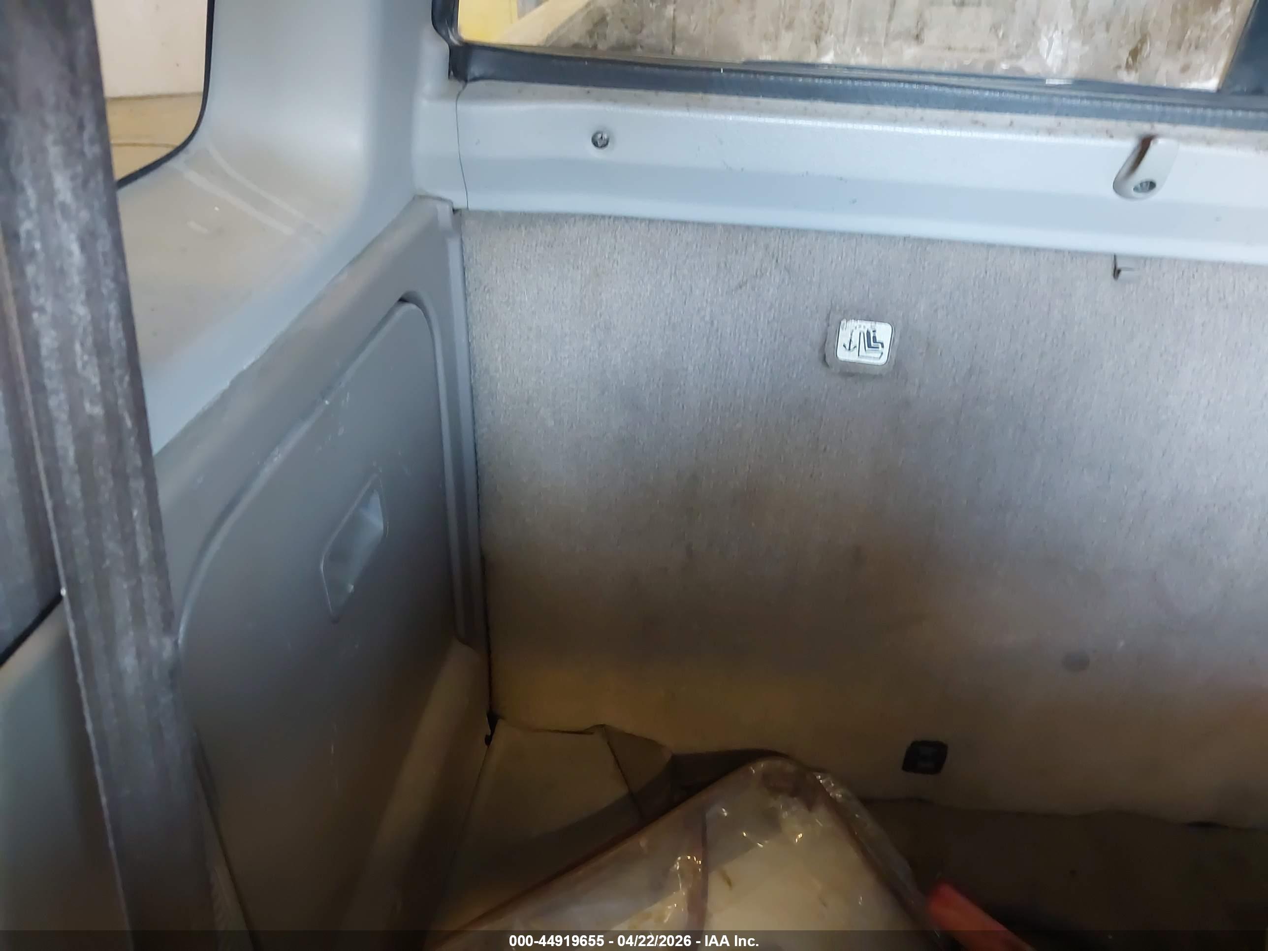 NISSAN FRONTIER image 8
