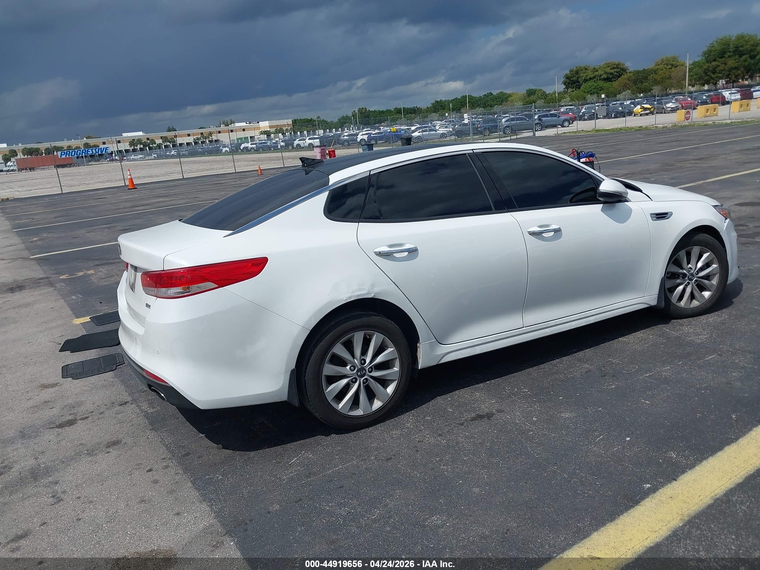 KIA OPTIMA image 4