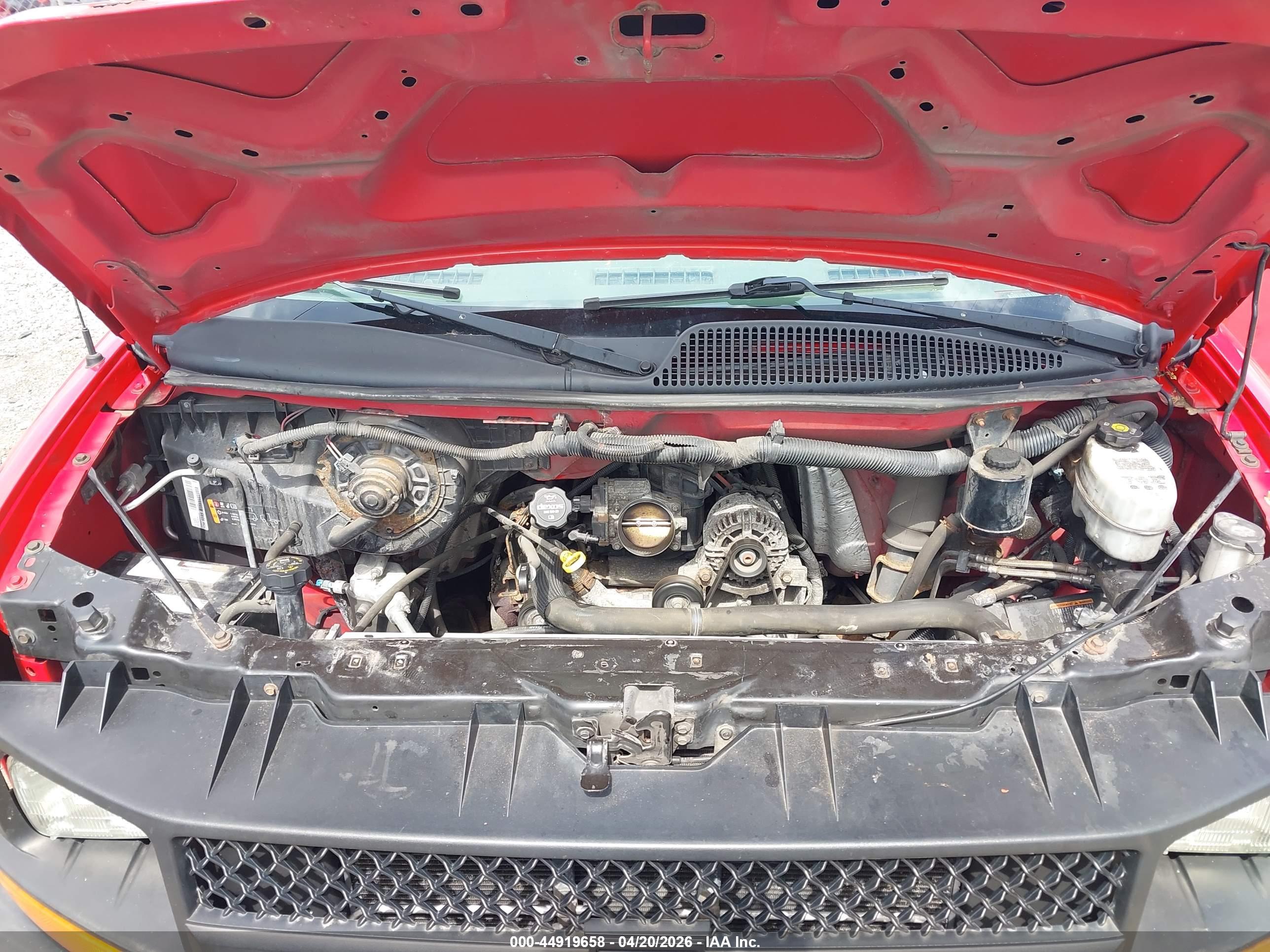 CHEVROLET EXPRESS image 10