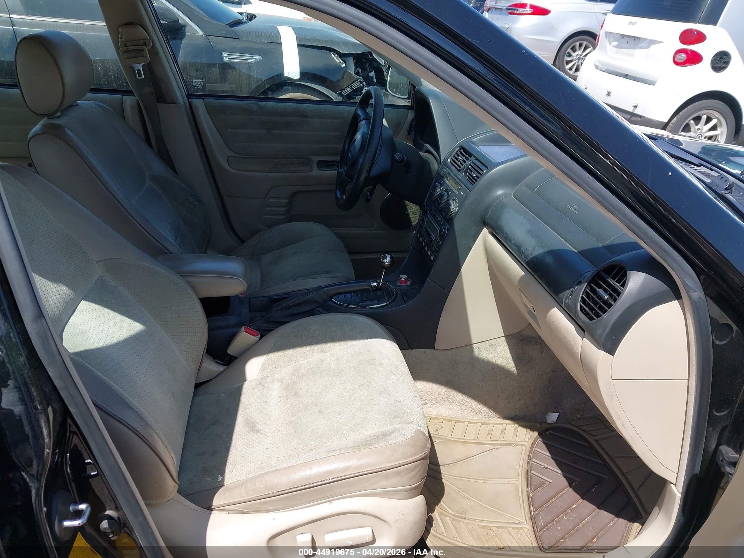 LEXUS IS image 5