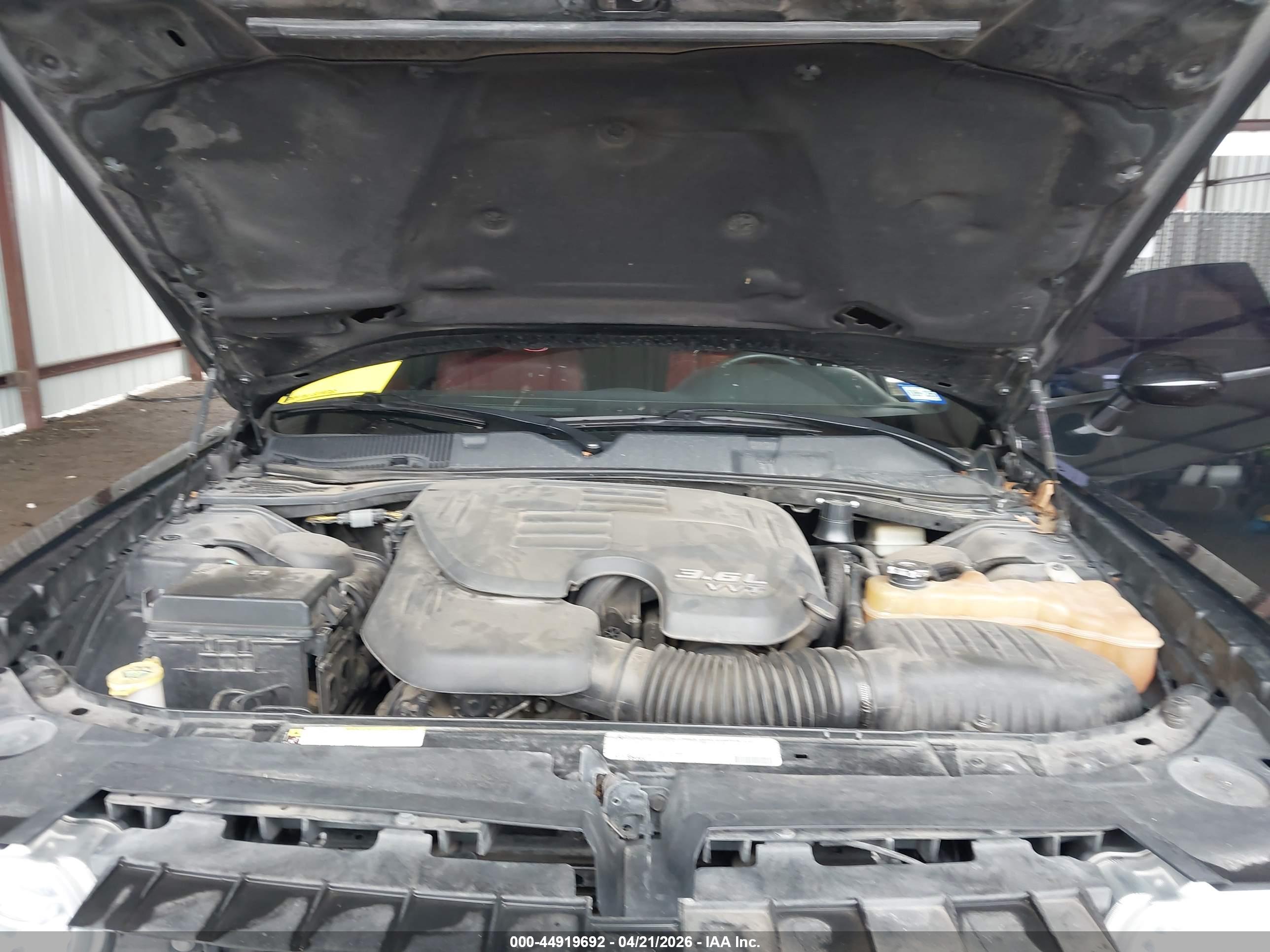 DODGE CHALLENGER image 10