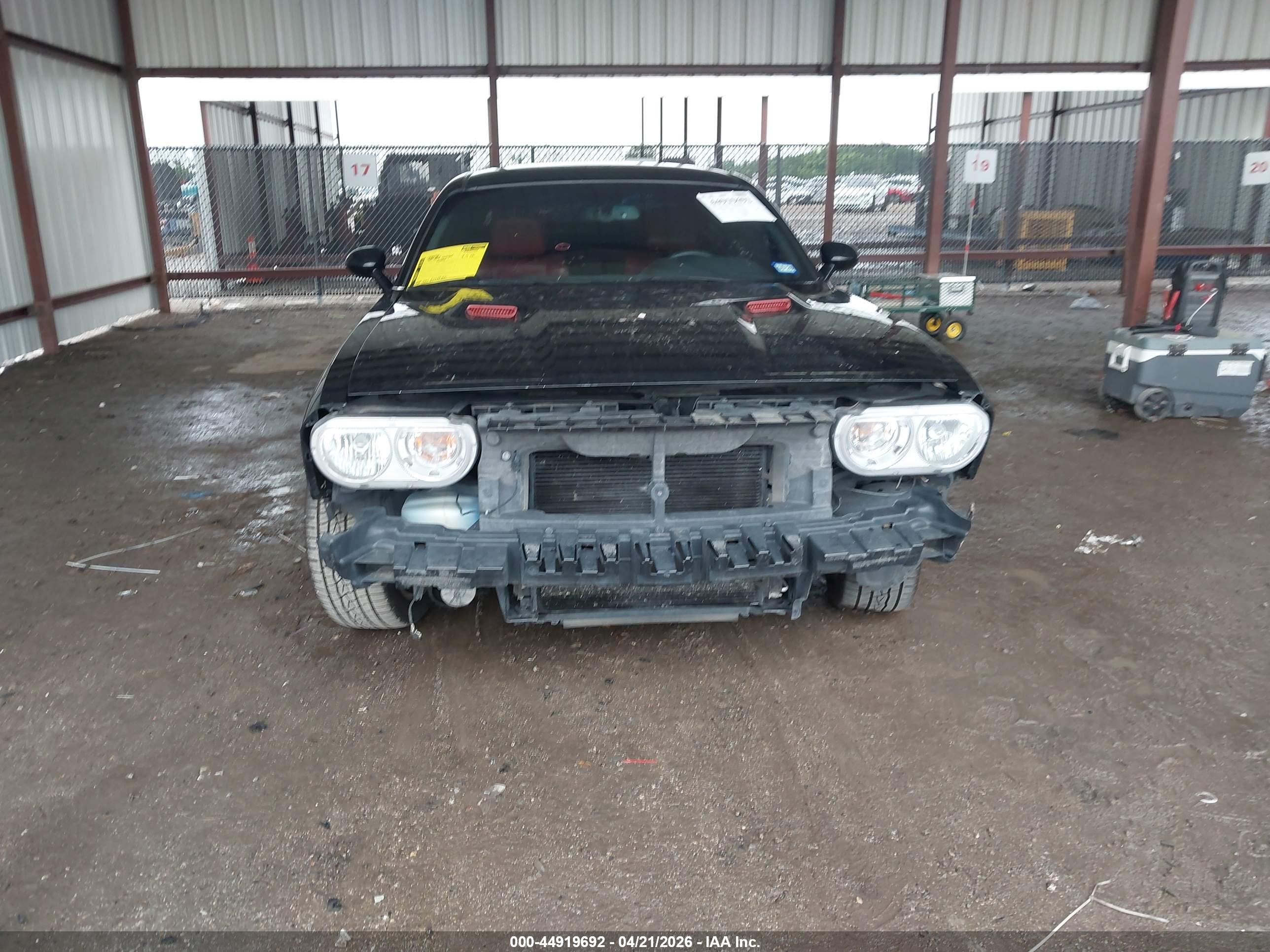 DODGE CHALLENGER image 6