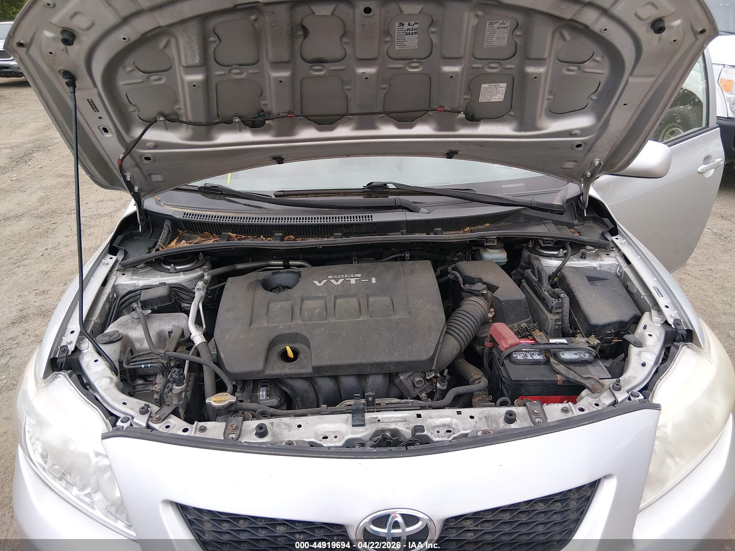 TOYOTA COROLLA image 10
