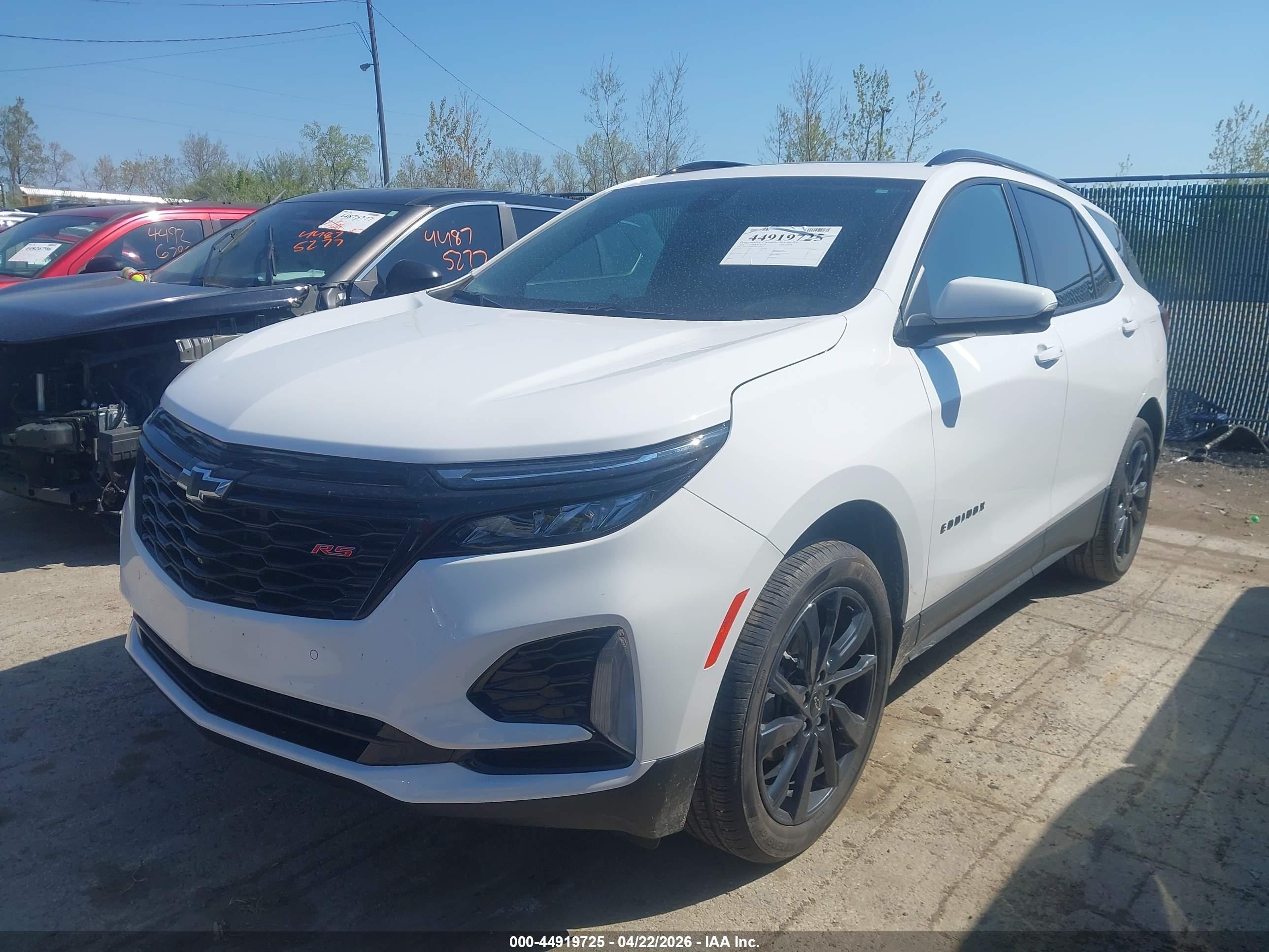 CHEVROLET EQUINOX image 2