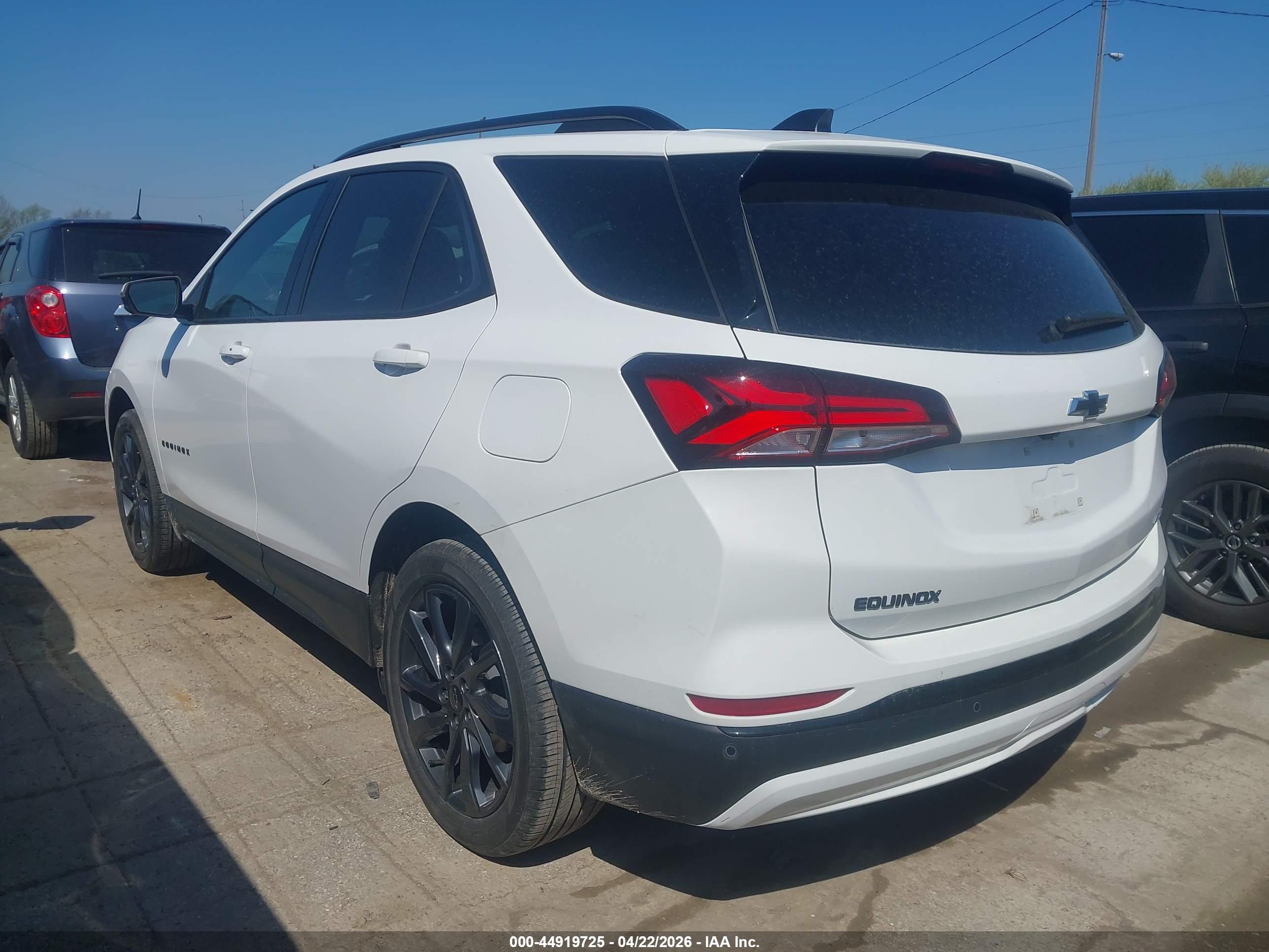 CHEVROLET EQUINOX image 3