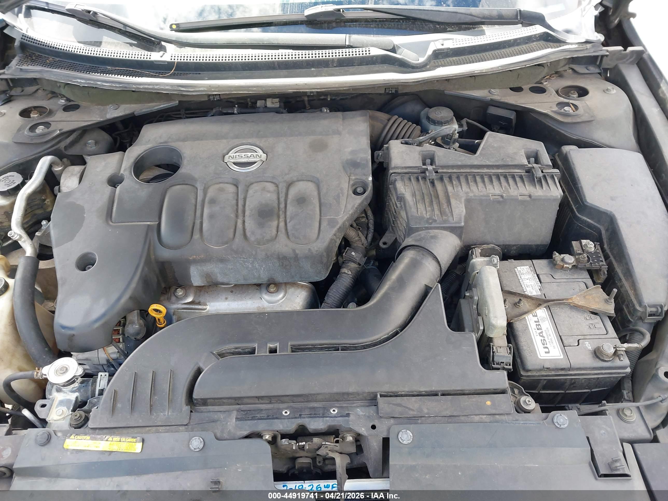 NISSAN ALTIMA image 10