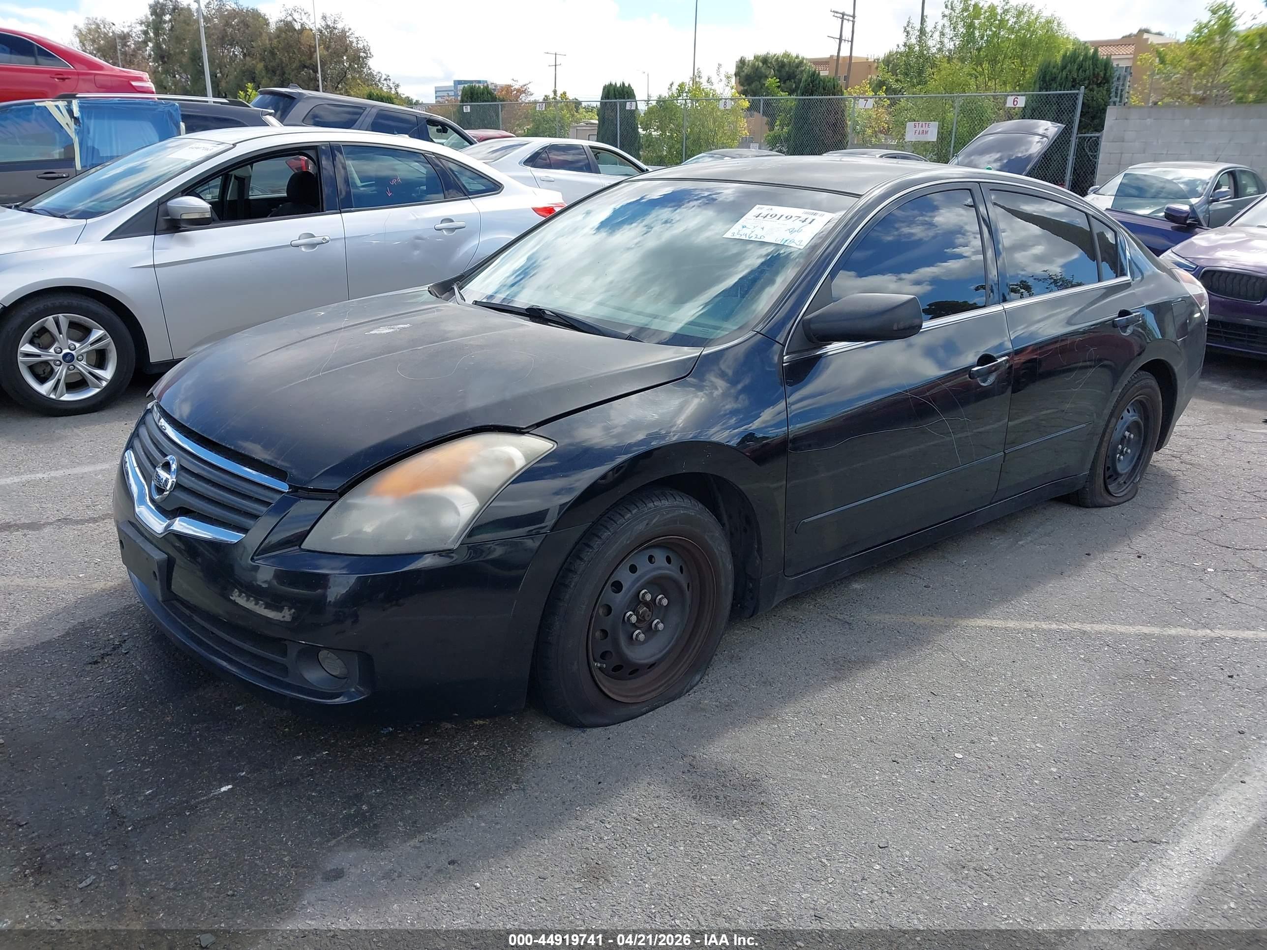 NISSAN ALTIMA image 2