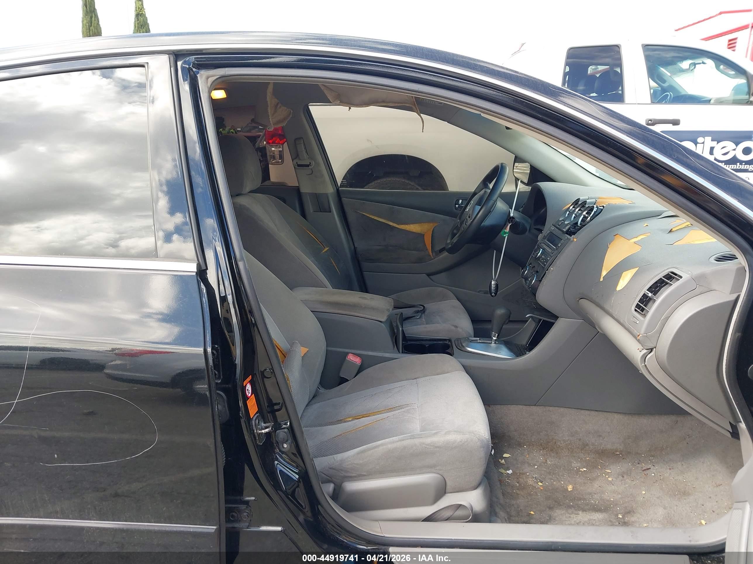 NISSAN ALTIMA image 5