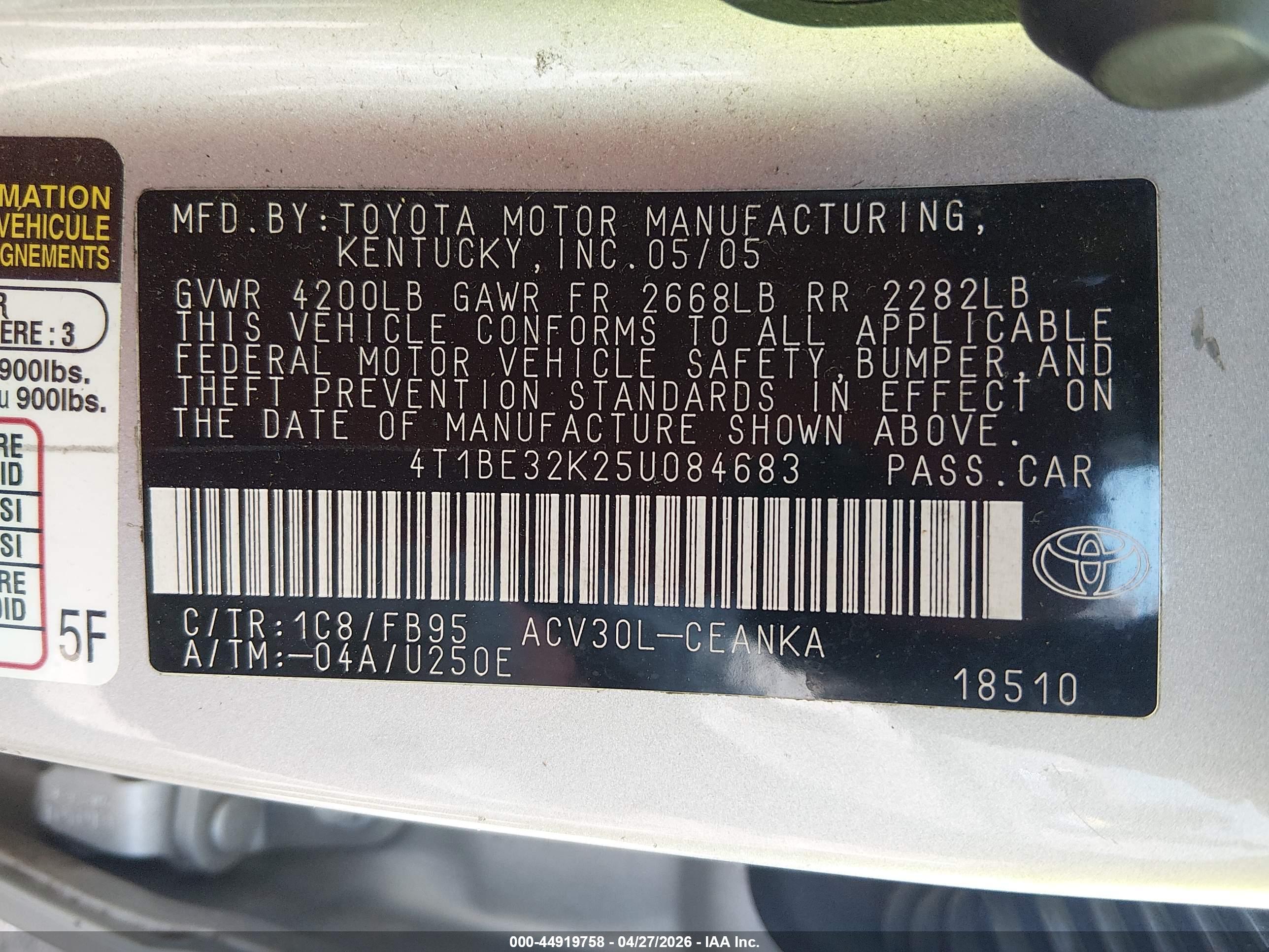 TOYOTA CAMRY image 9