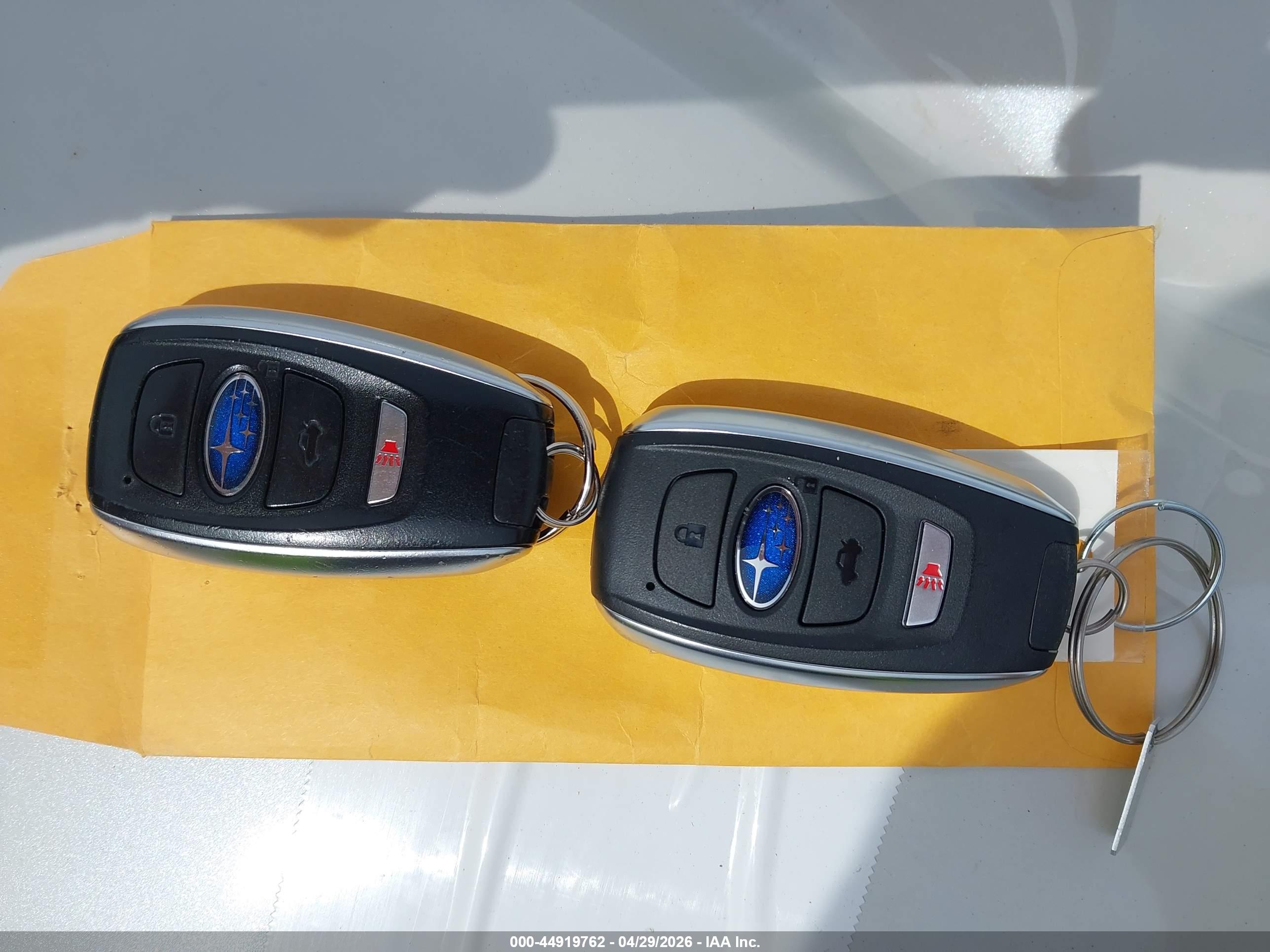 SUBARU FORESTER image 11