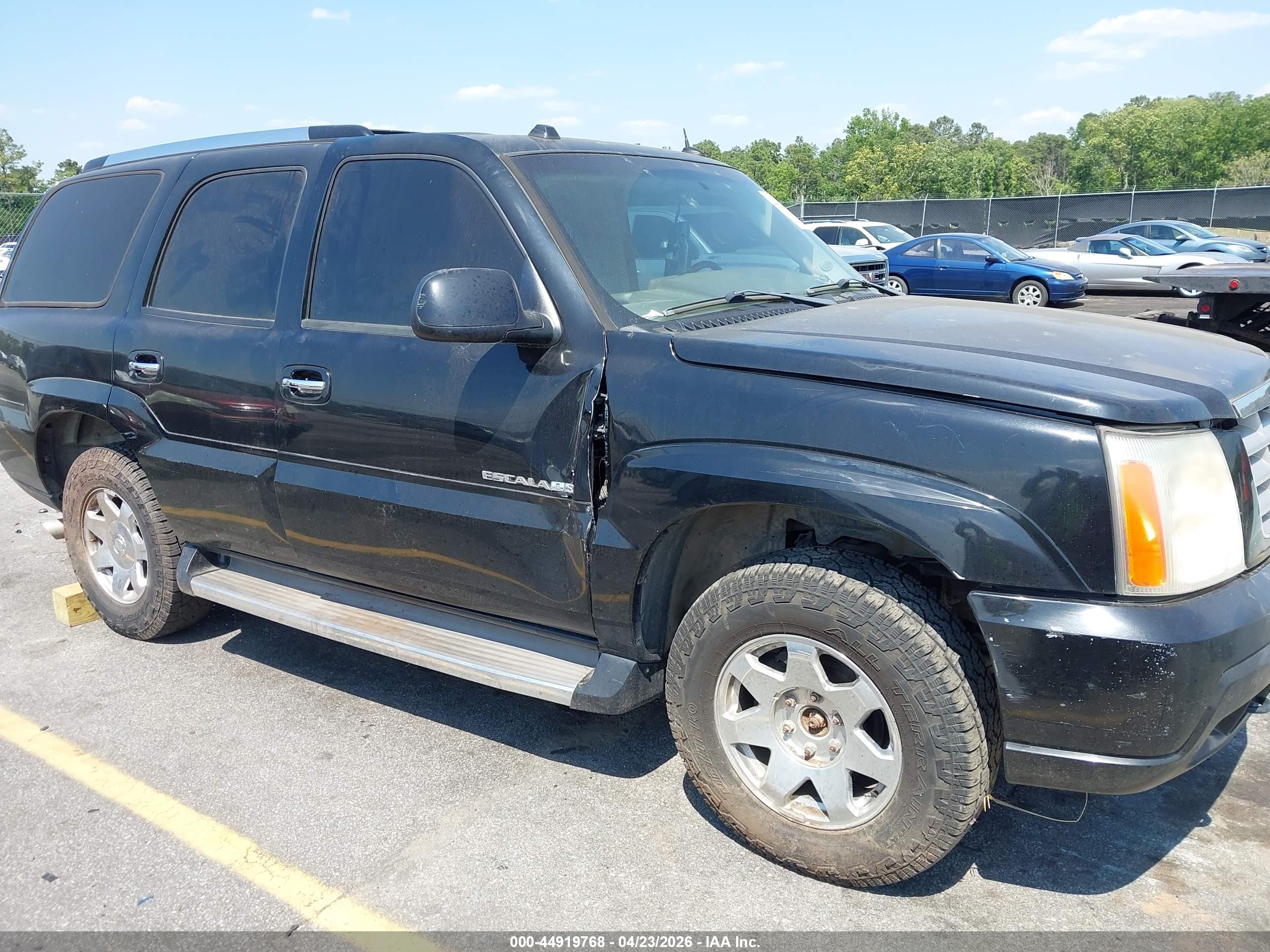 CADILLAC ESCALADE image 6