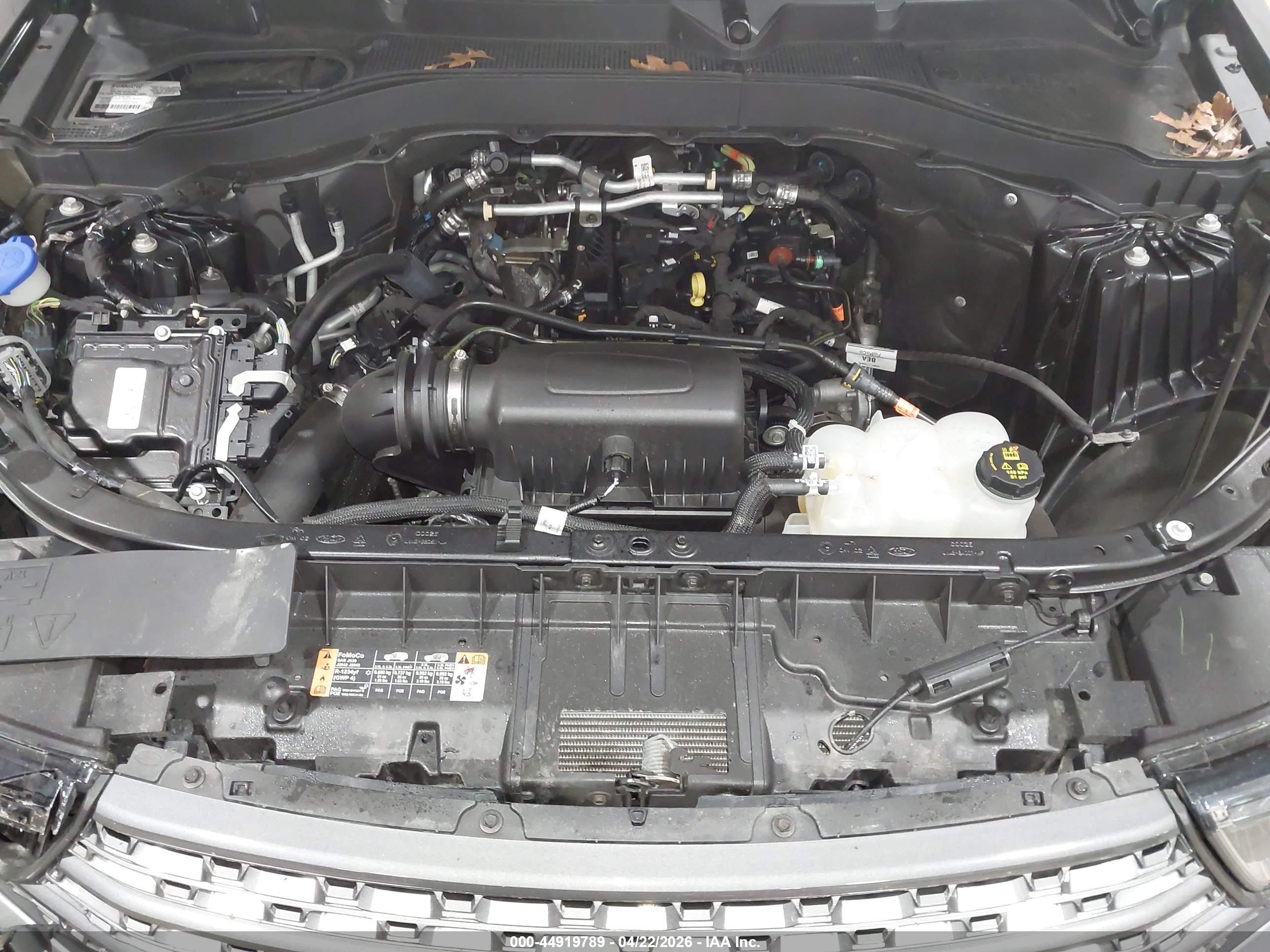 FORD EXPLORER image 10