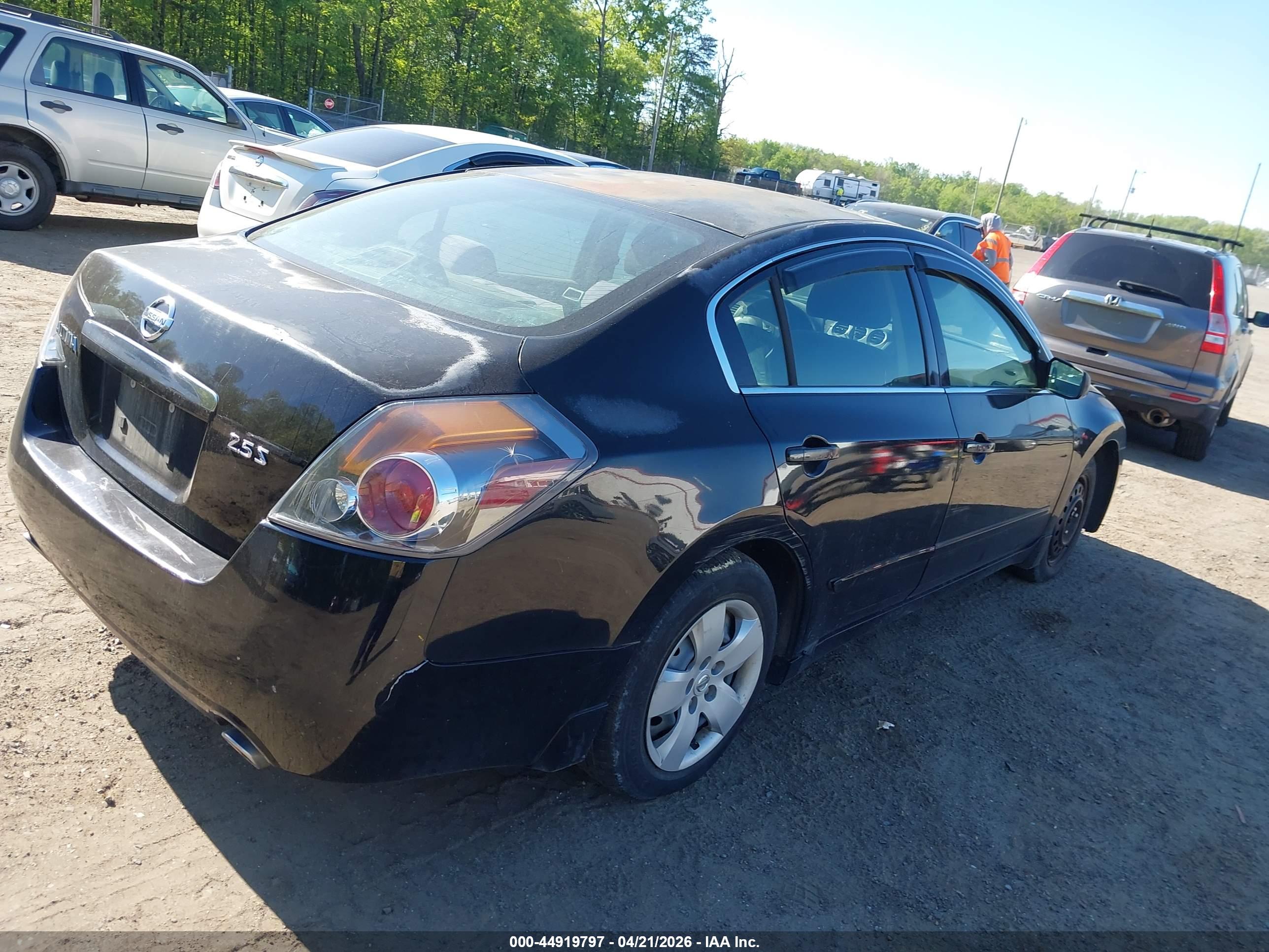 NISSAN ALTIMA image 4