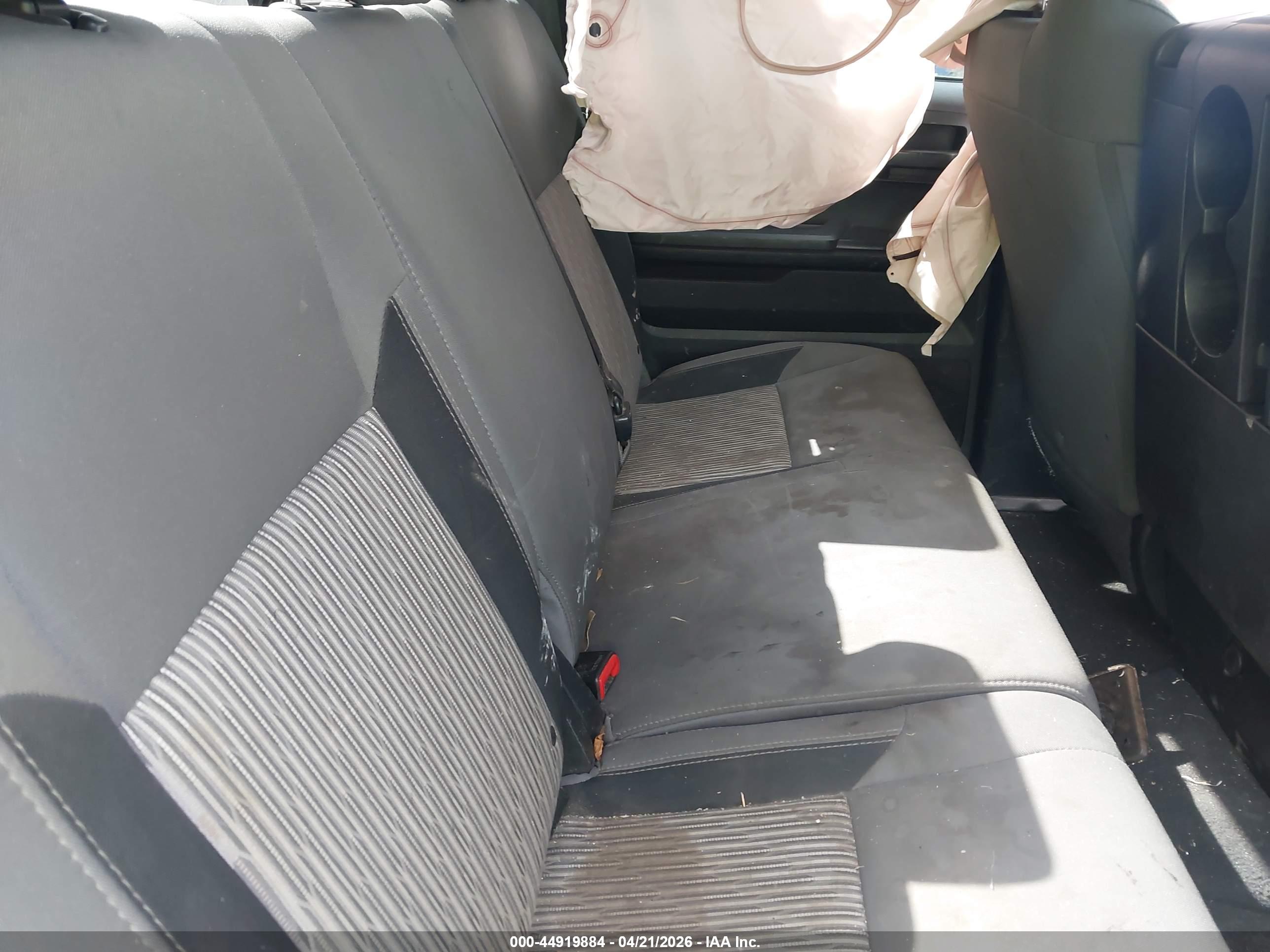 TOYOTA TUNDRA image 8