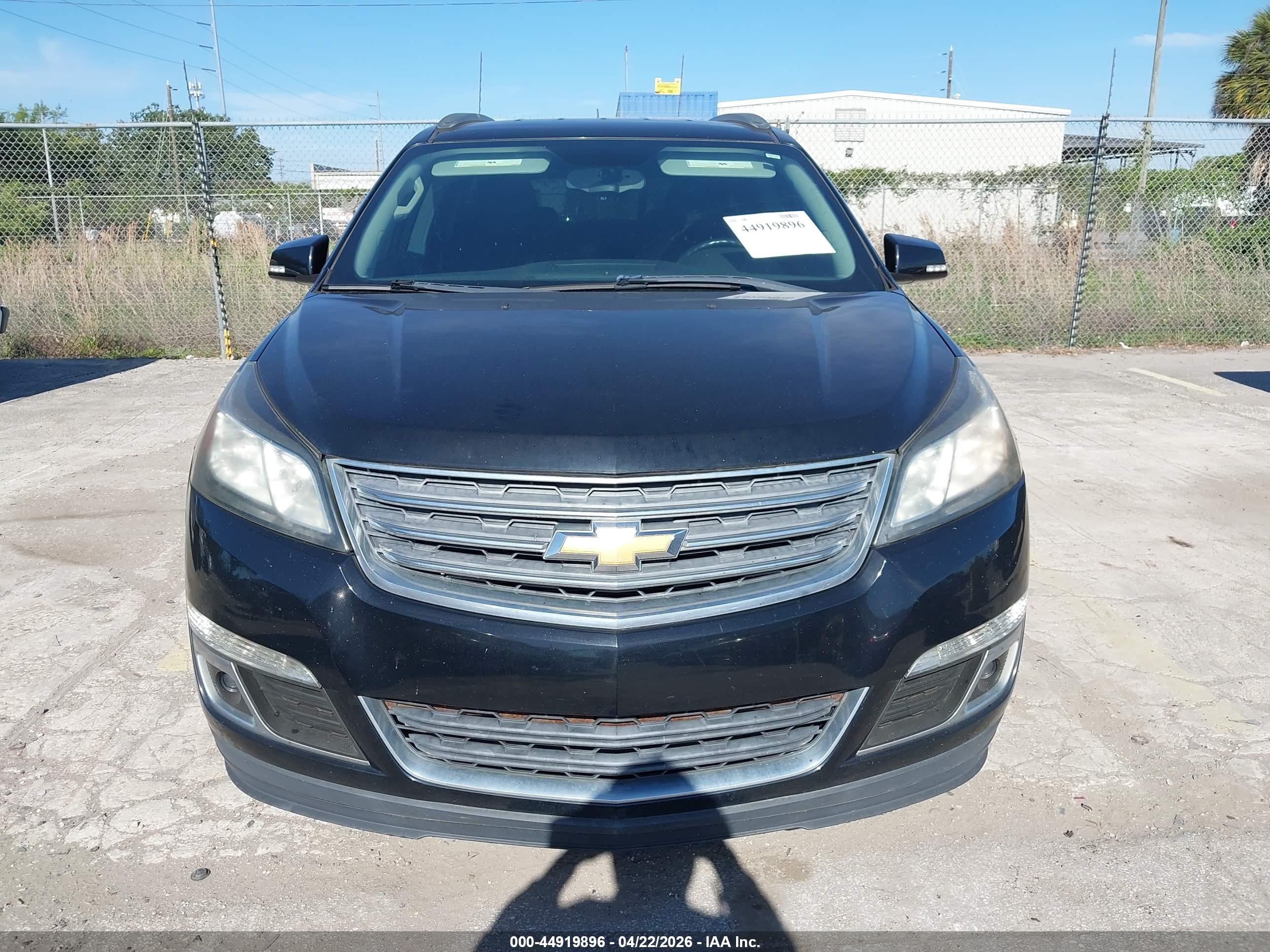 CHEVROLET TRAVERSE image 6