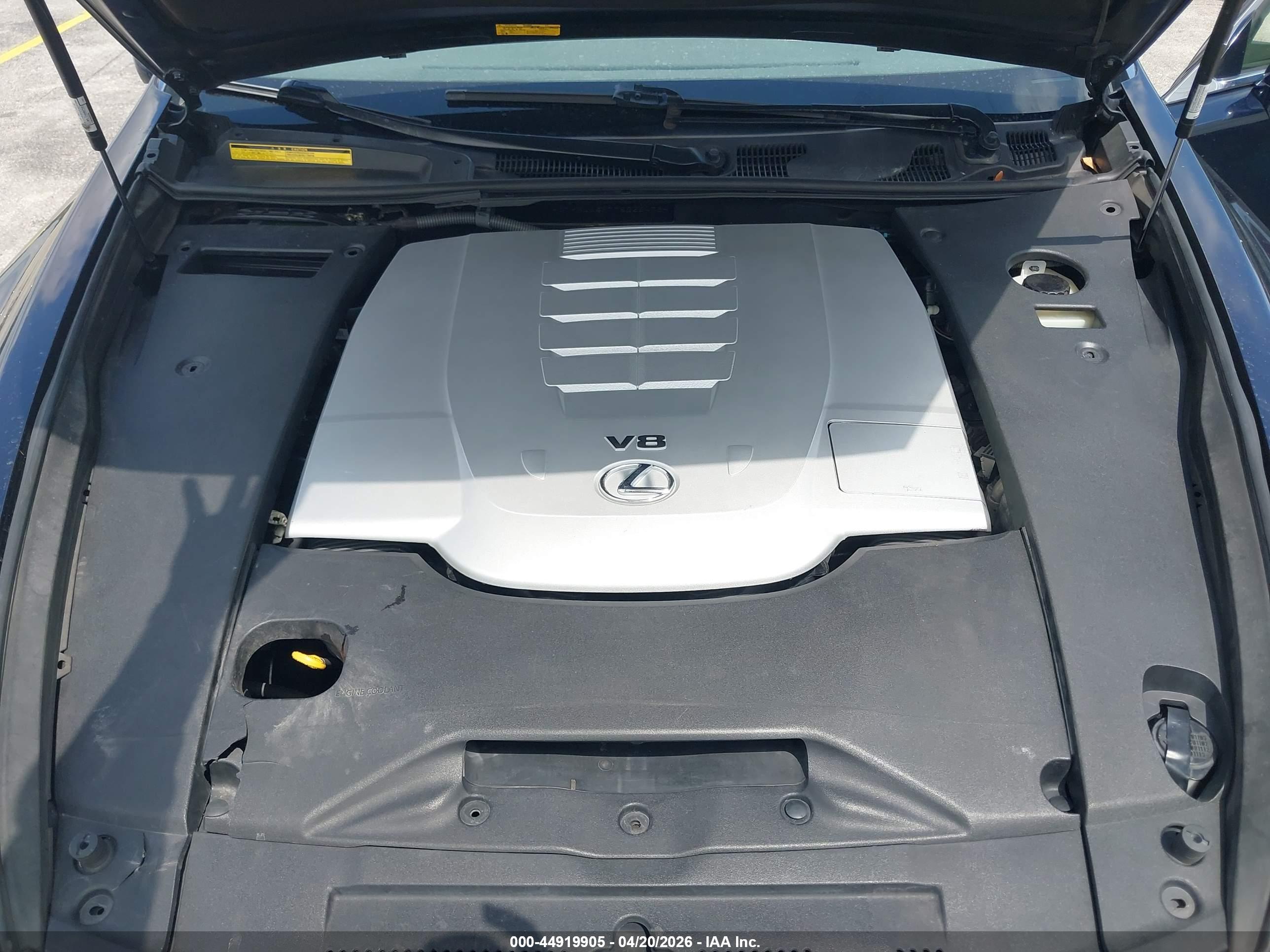LEXUS LS image 10