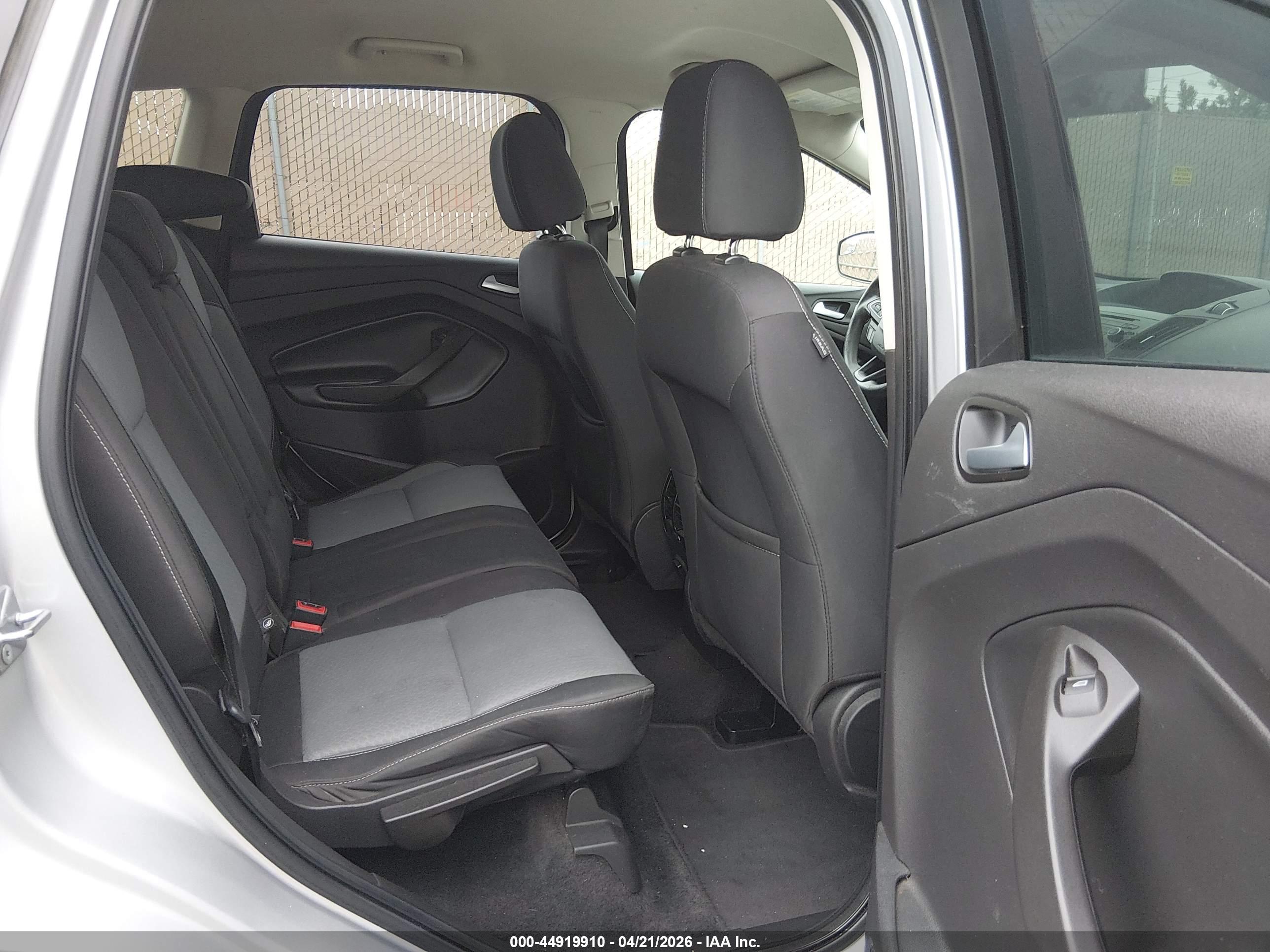 FORD ESCAPE image 8