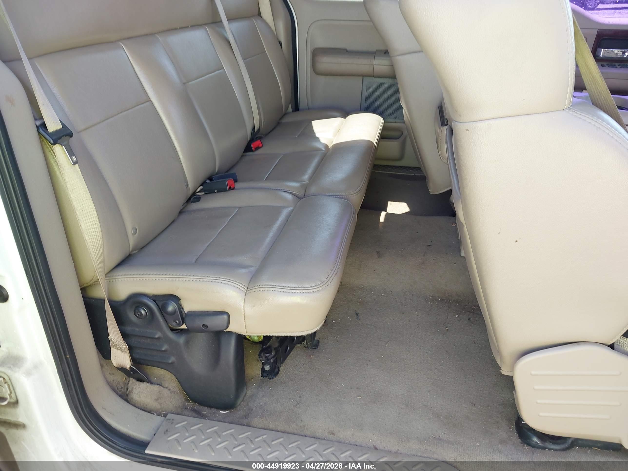 FORD F-150 image 8