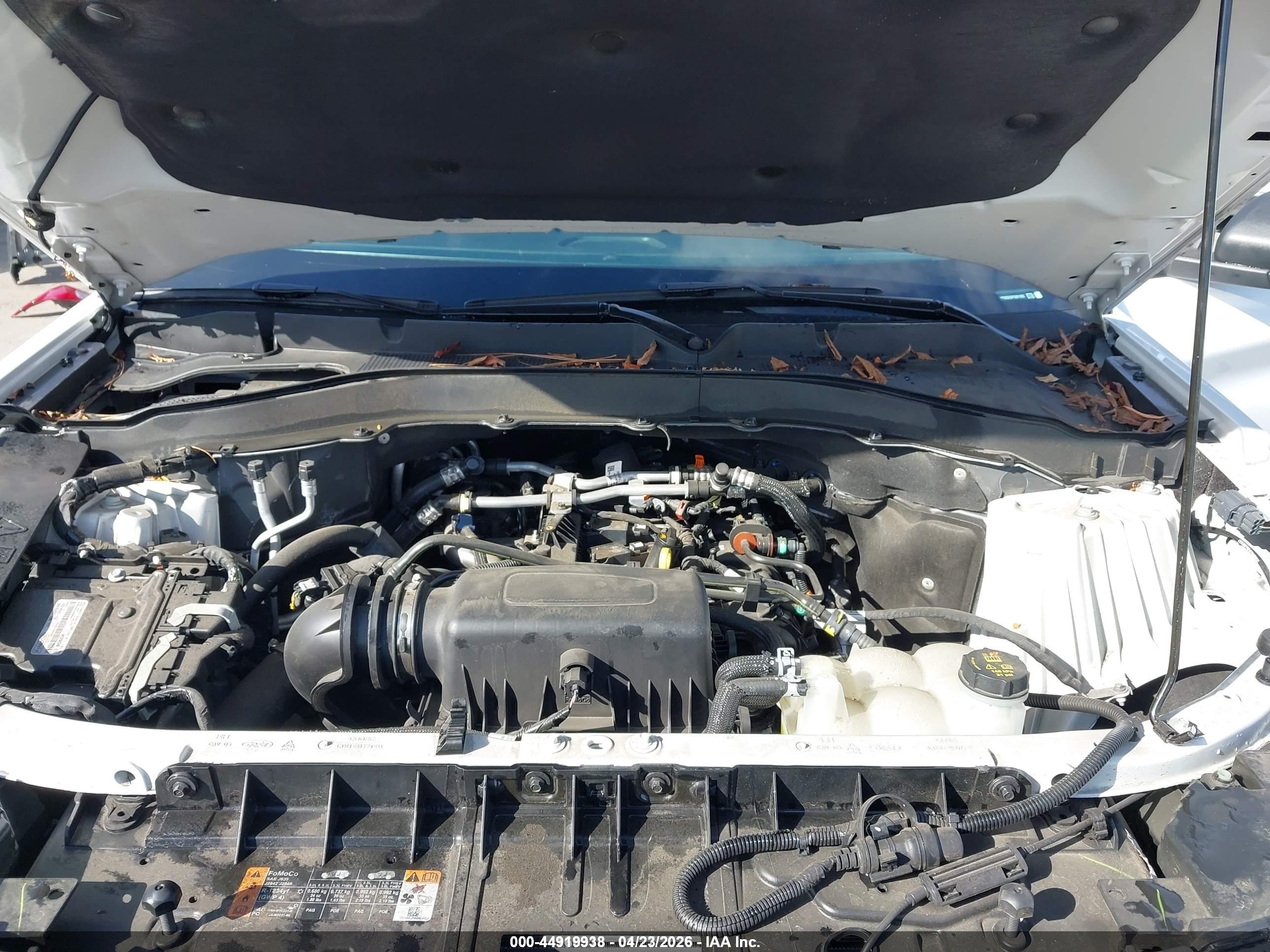 FORD EXPLORER image 10