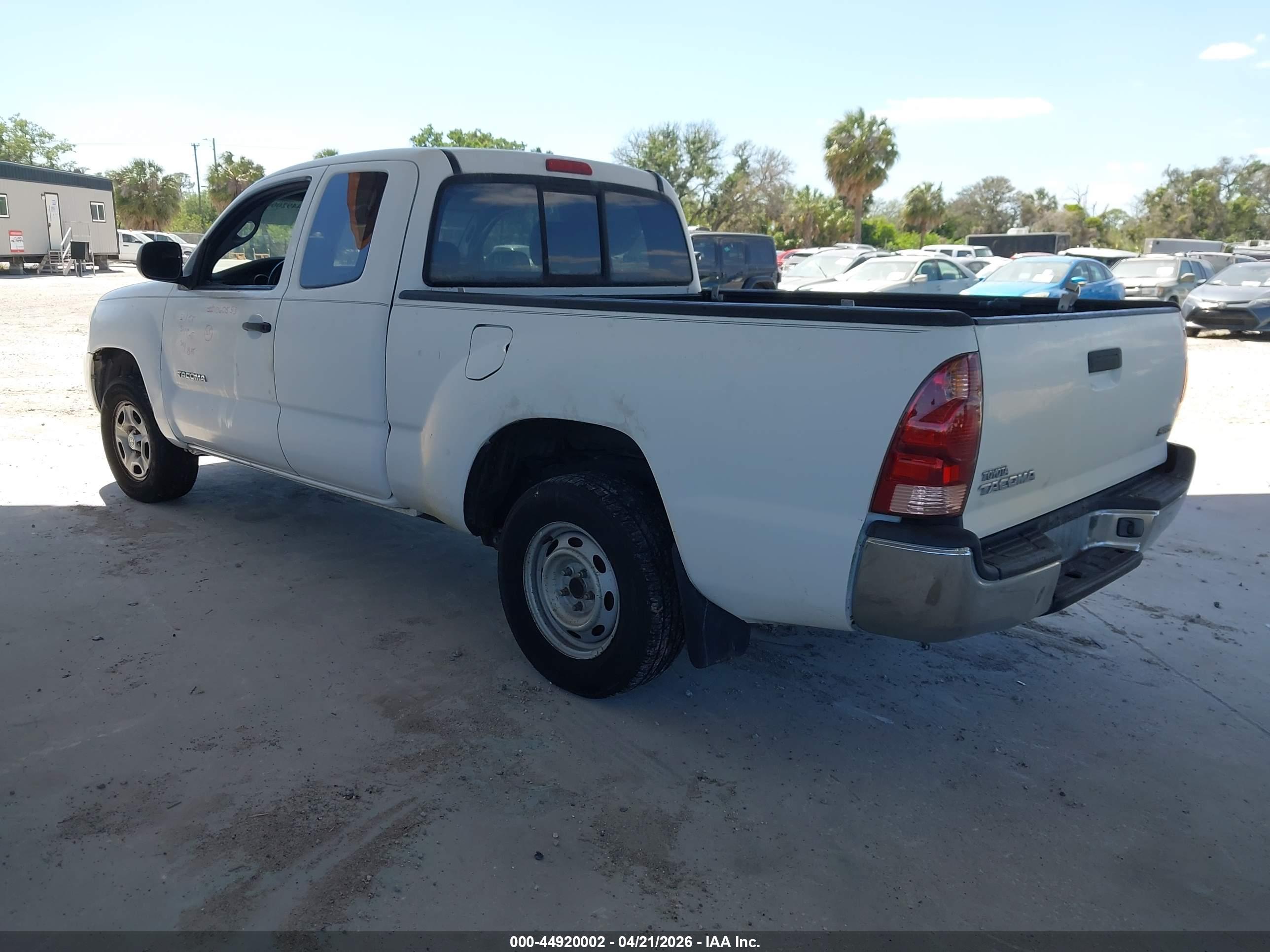 TOYOTA TACOMA image 3
