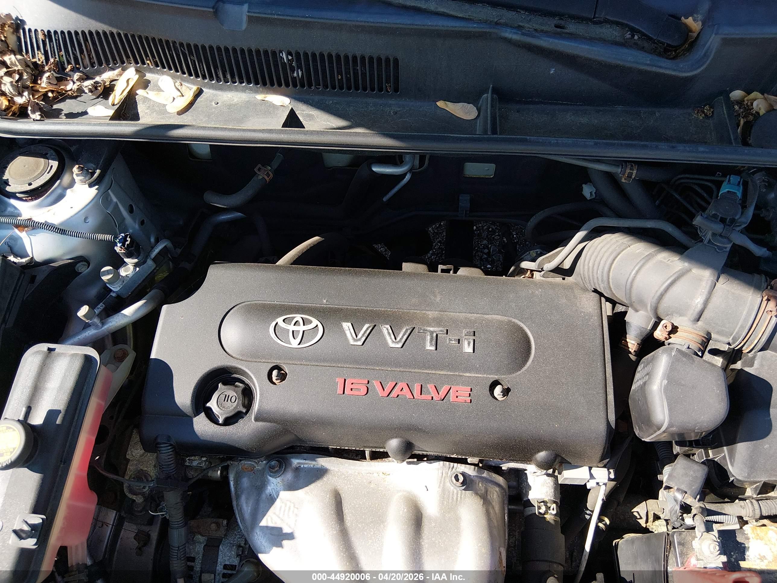 TOYOTA RAV4 image 10