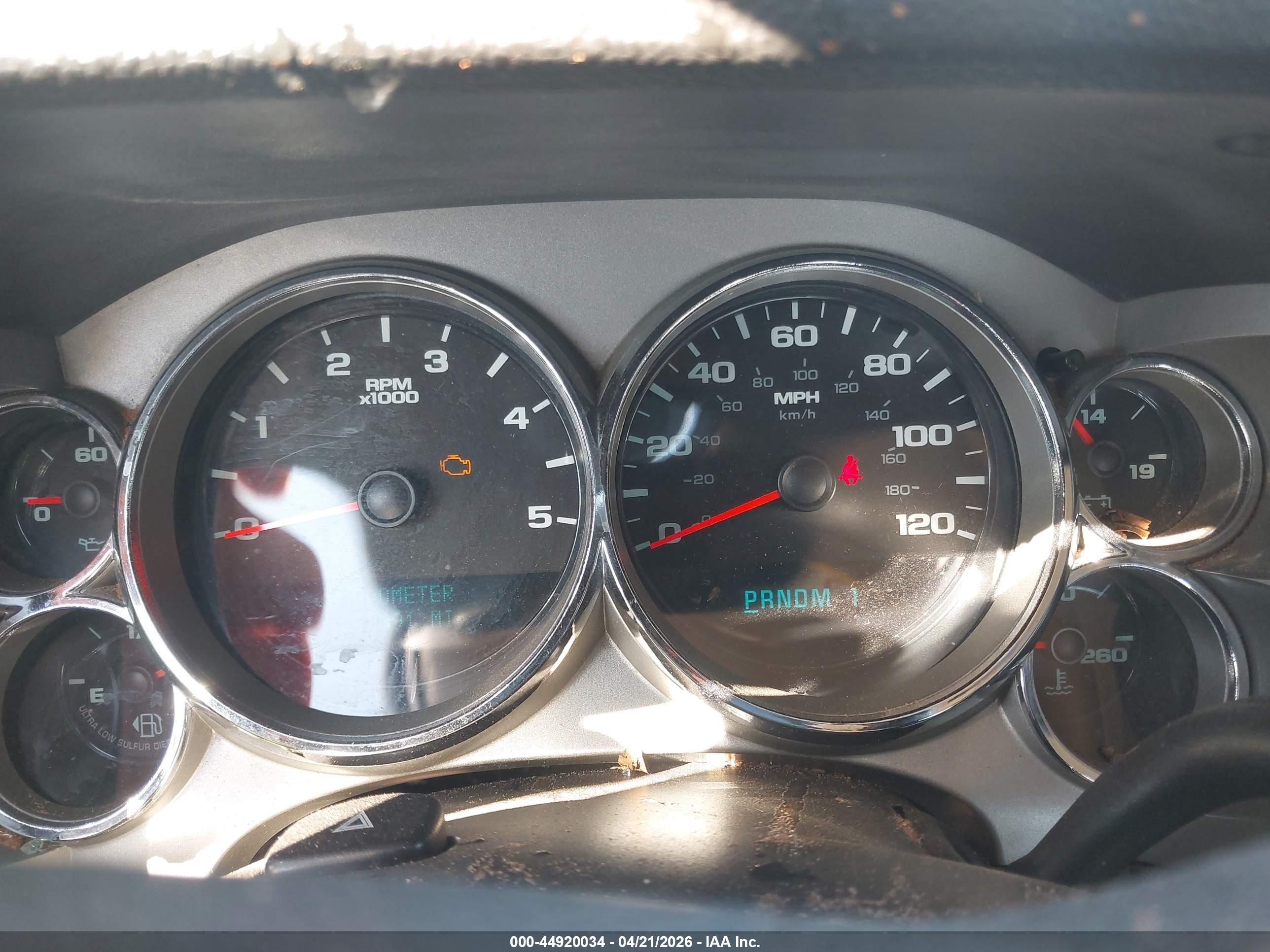 CHEVROLET SILVERADO image 7
