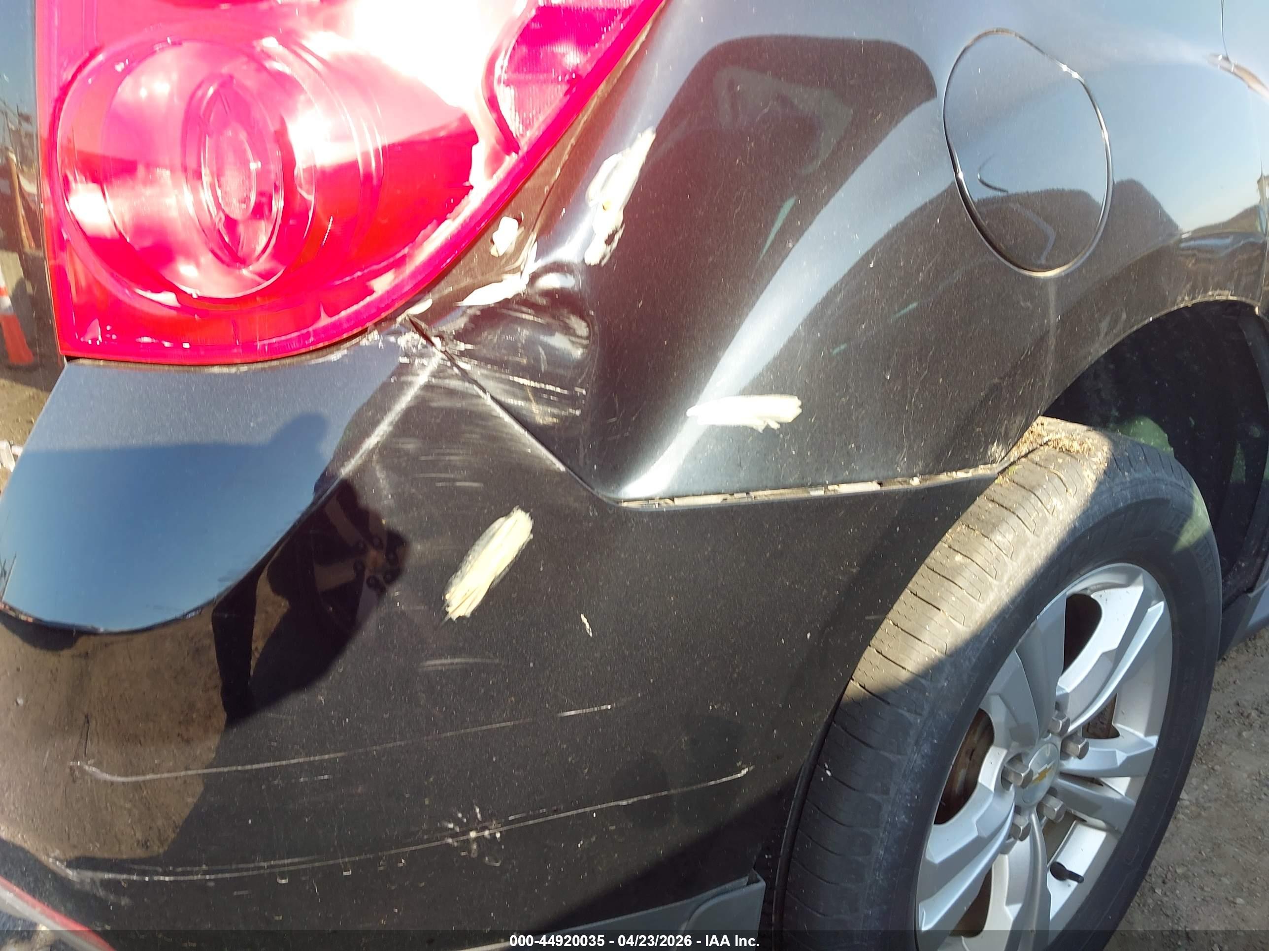 CHEVROLET EQUINOX image 6