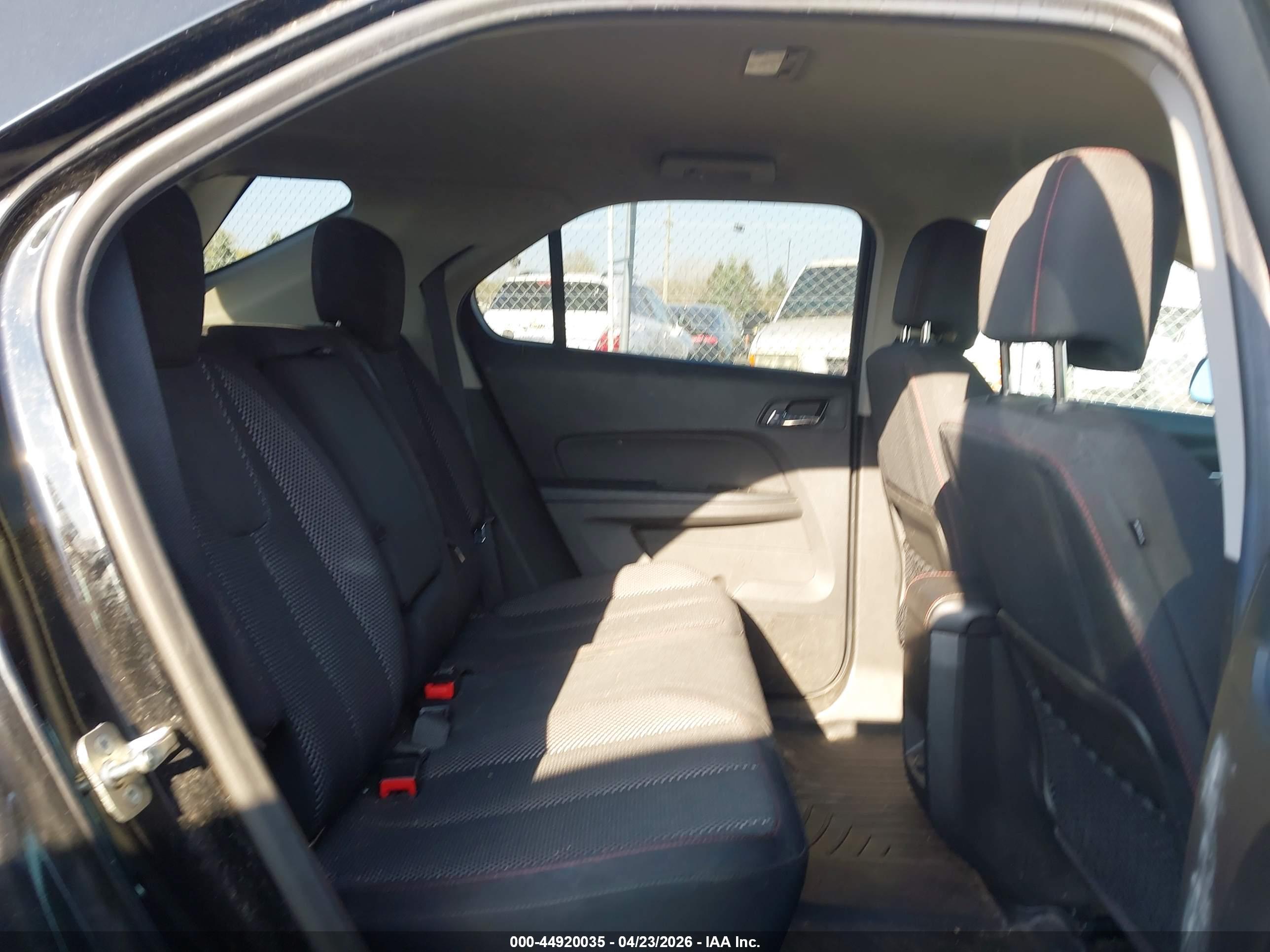 CHEVROLET EQUINOX image 8