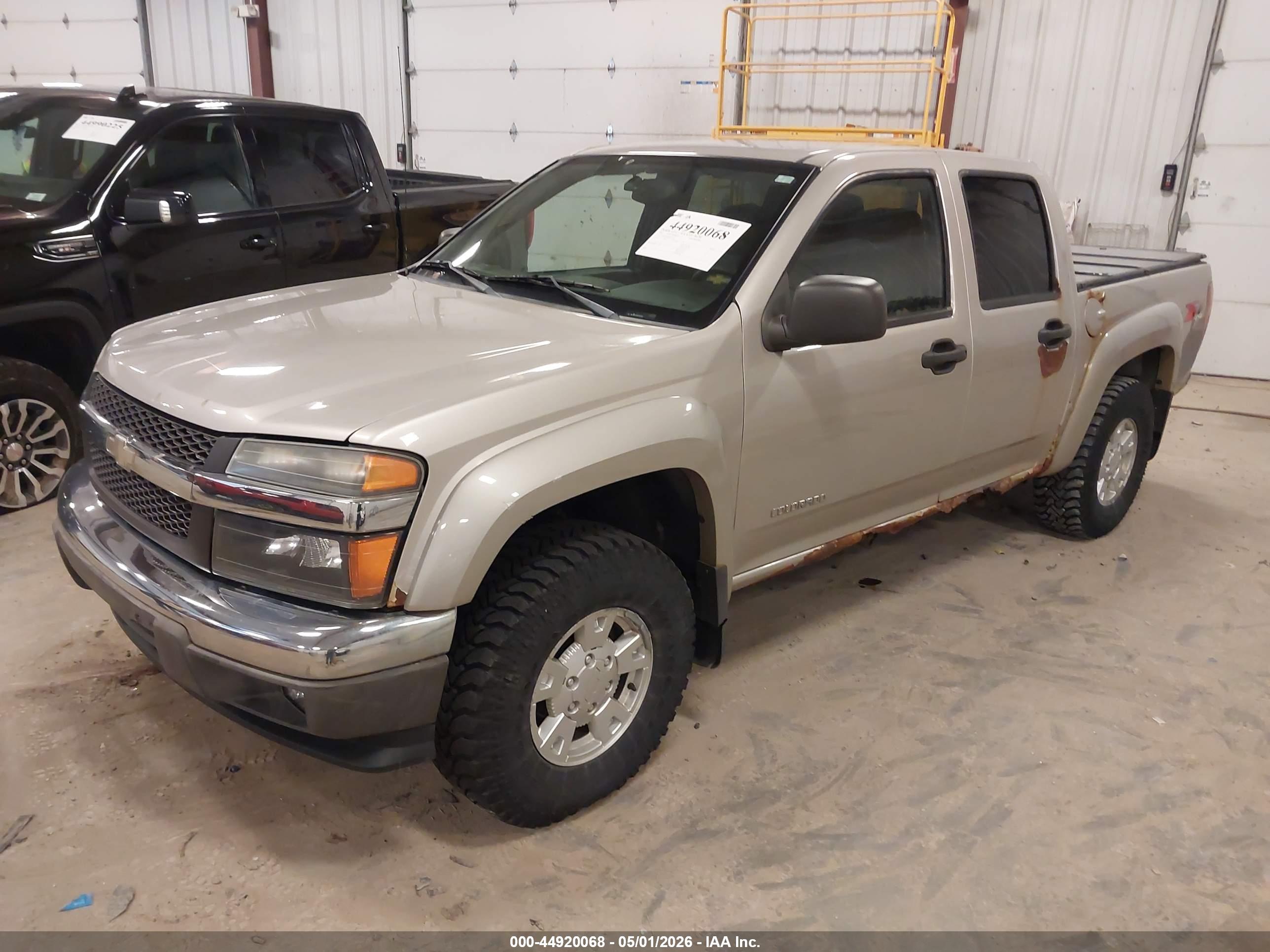 CHEVROLET COLORADO image 2