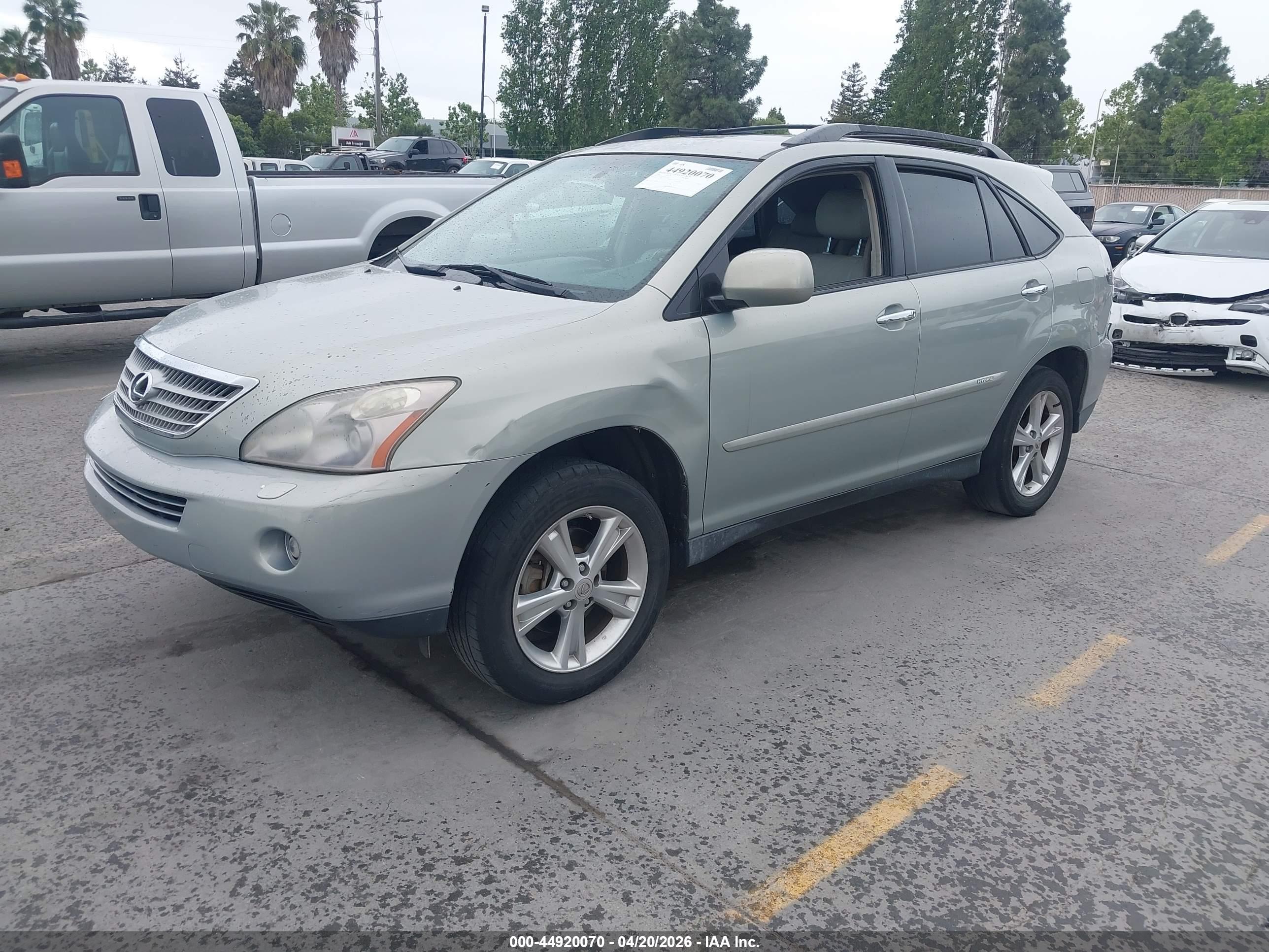 LEXUS RX image 2