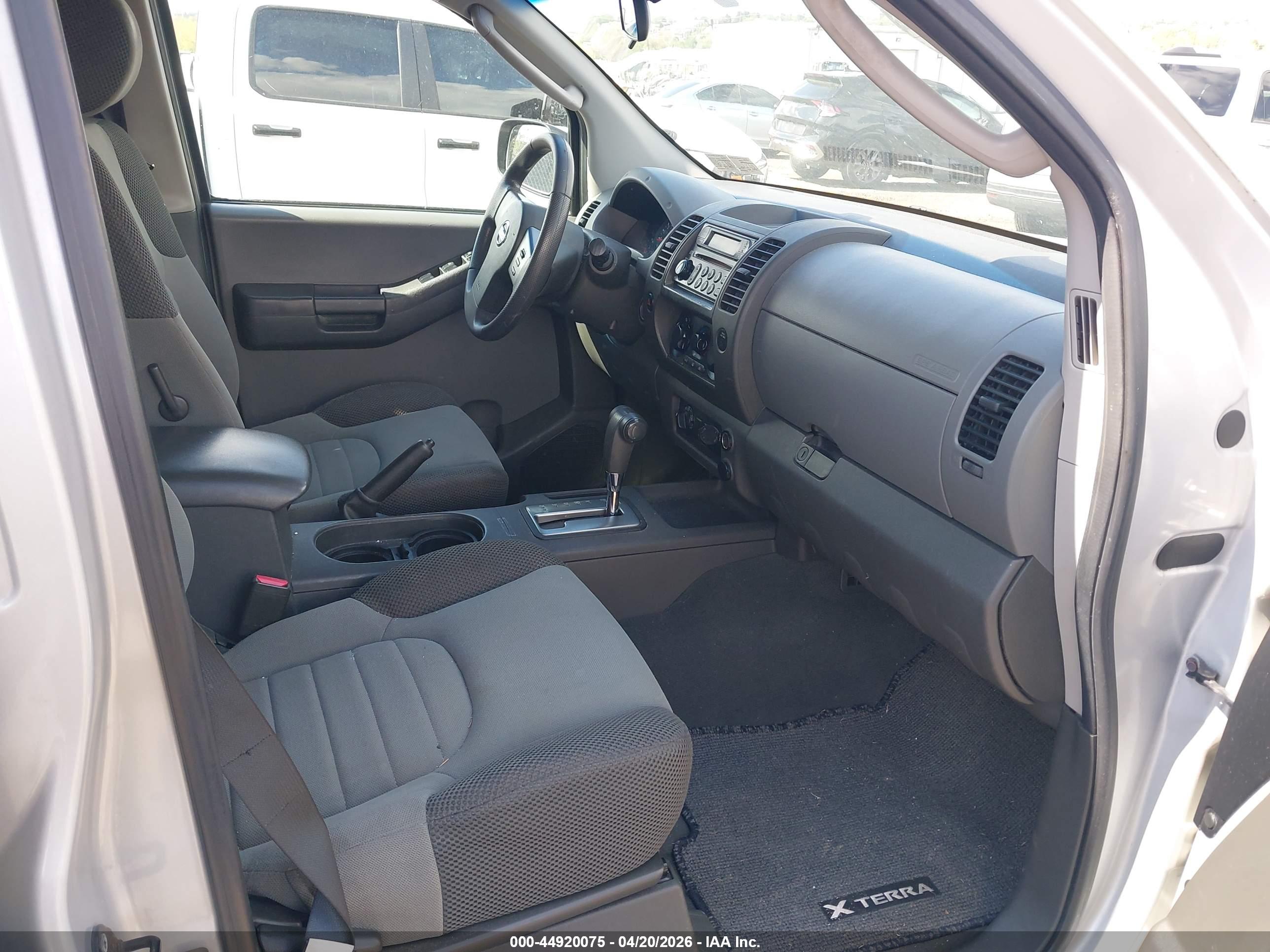 NISSAN XTERRA image 5