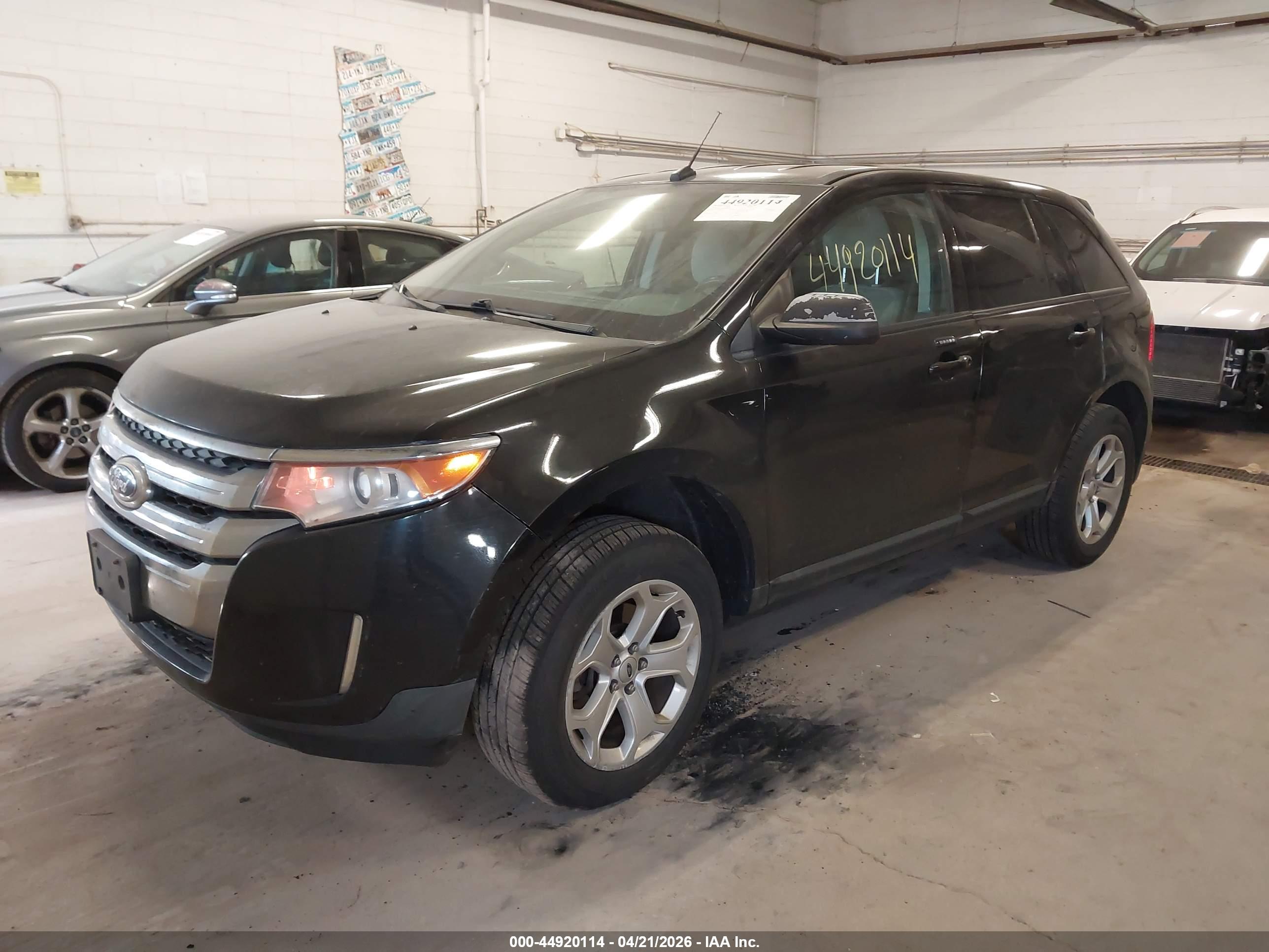 FORD EDGE image 2