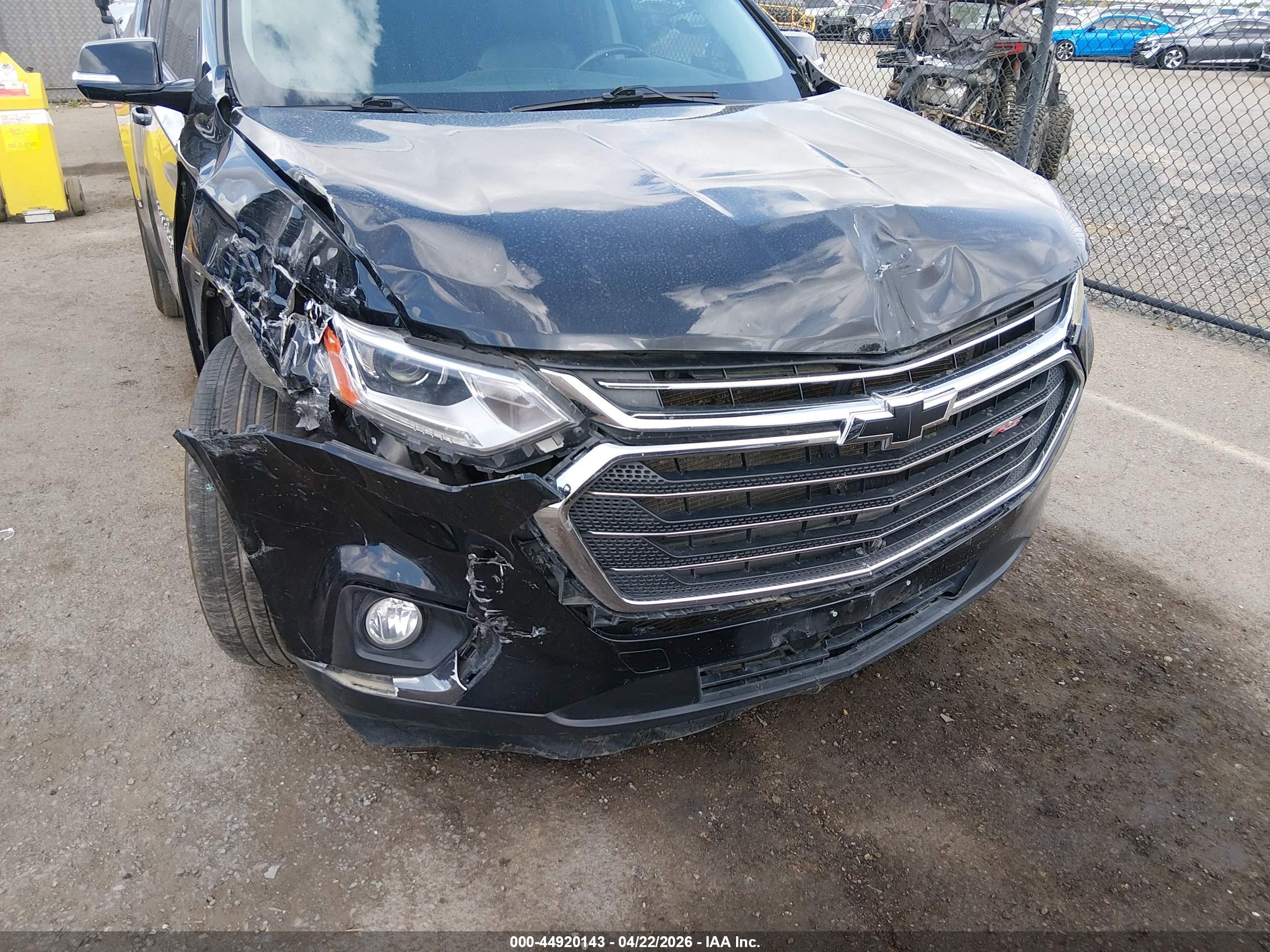 CHEVROLET TRAVERSE image 6