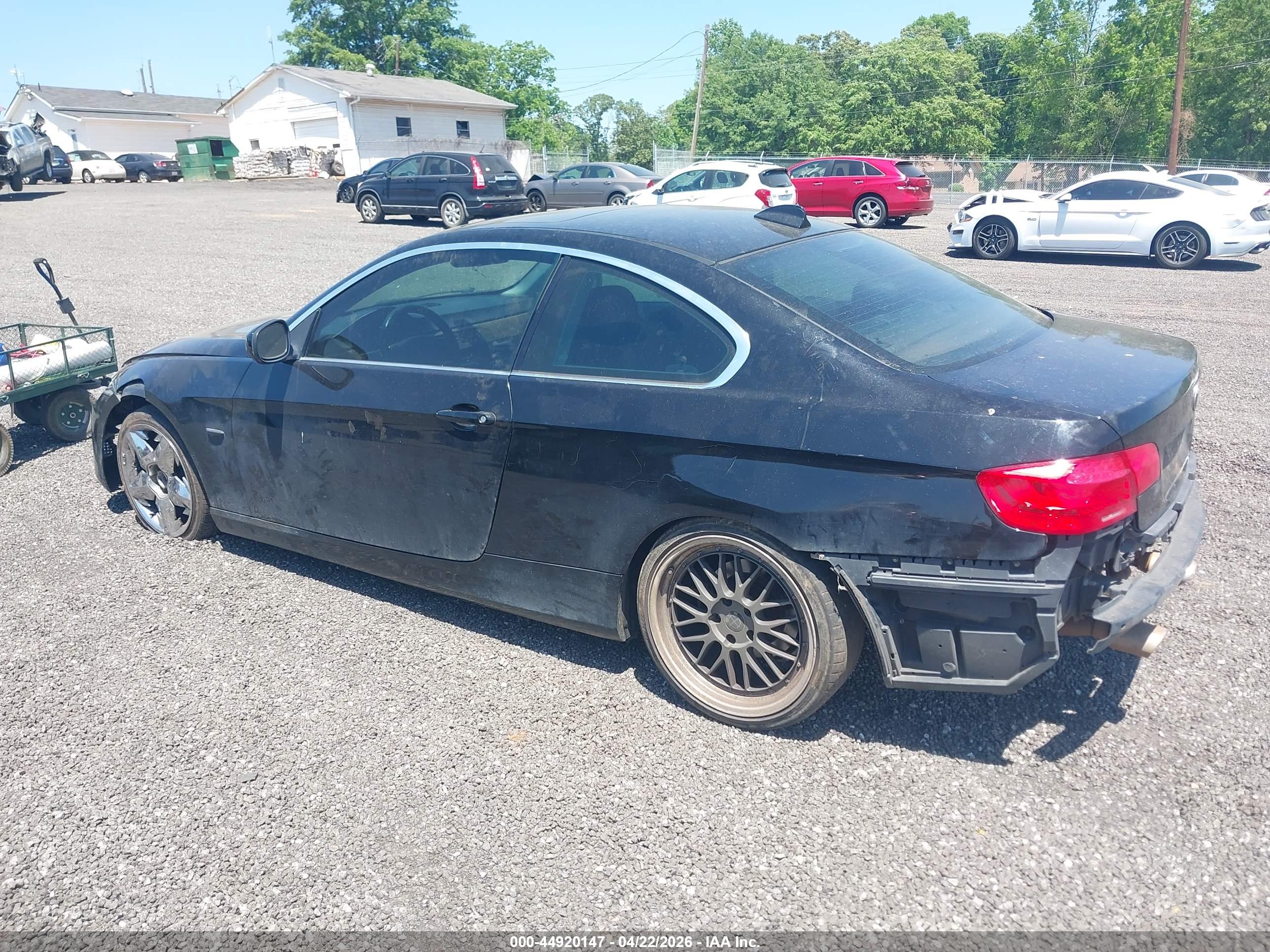 BMW 328I image 3