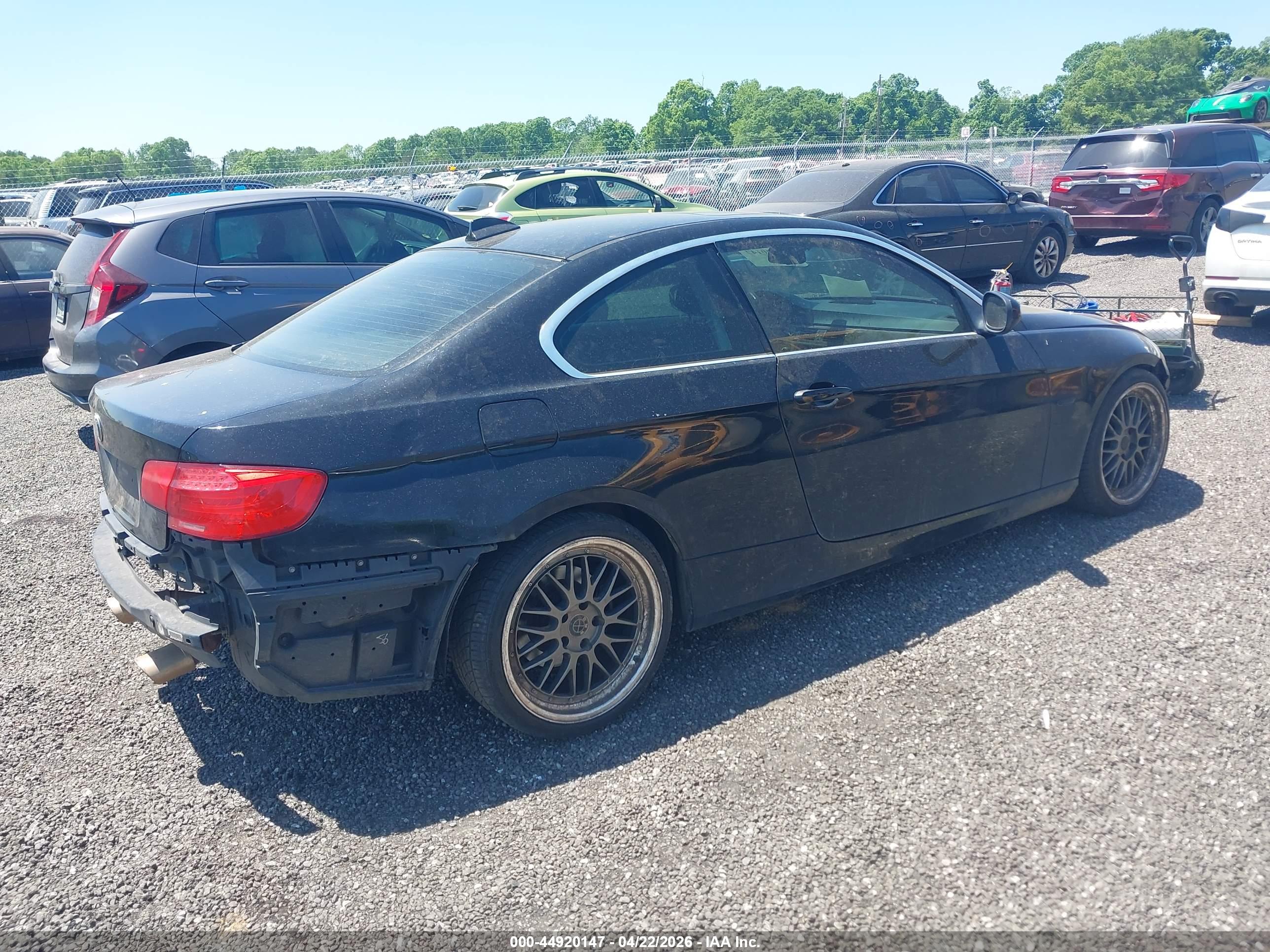 BMW 328I image 4