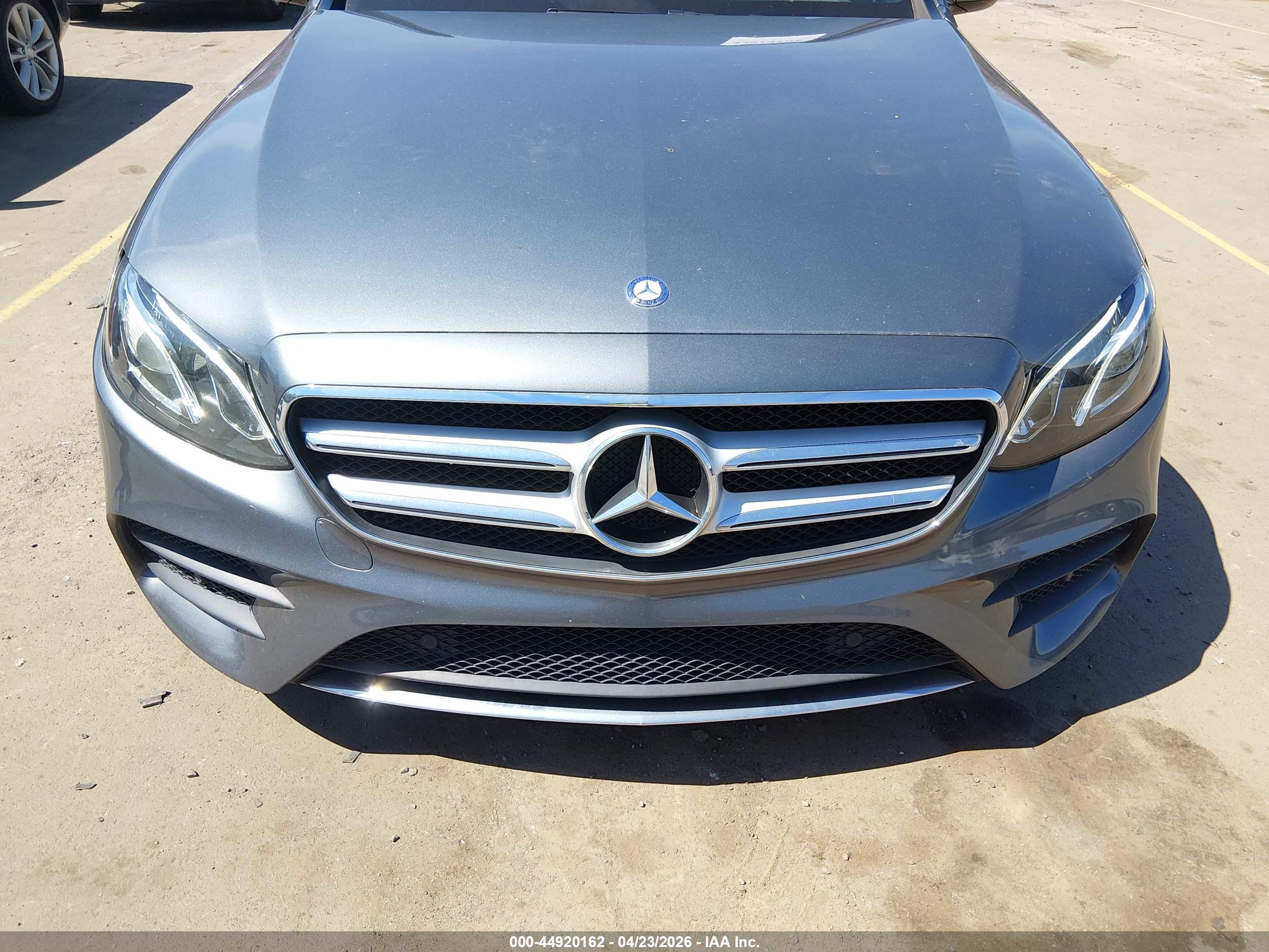 MERCEDES-BENZ E image 6