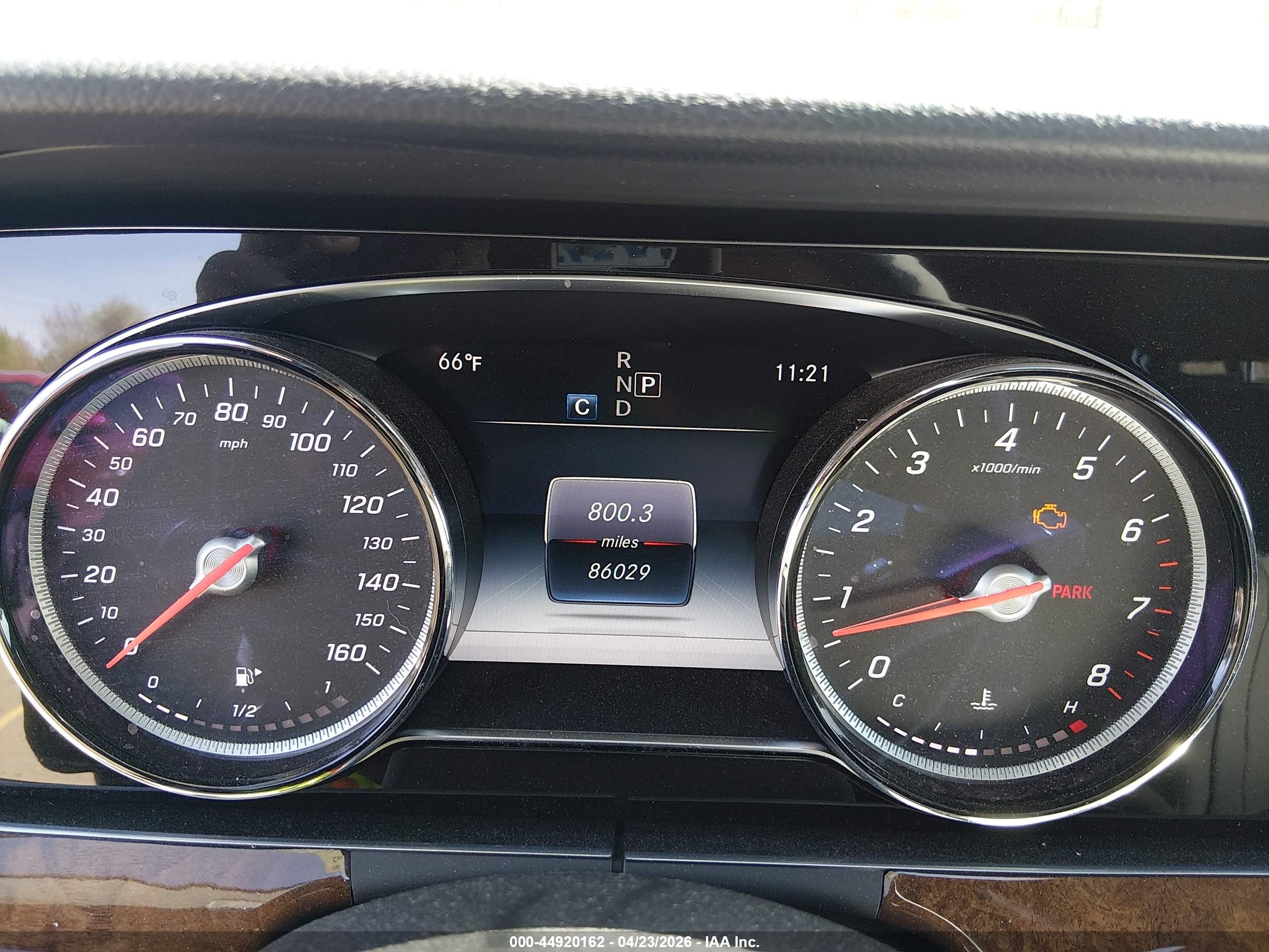 MERCEDES-BENZ E image 7