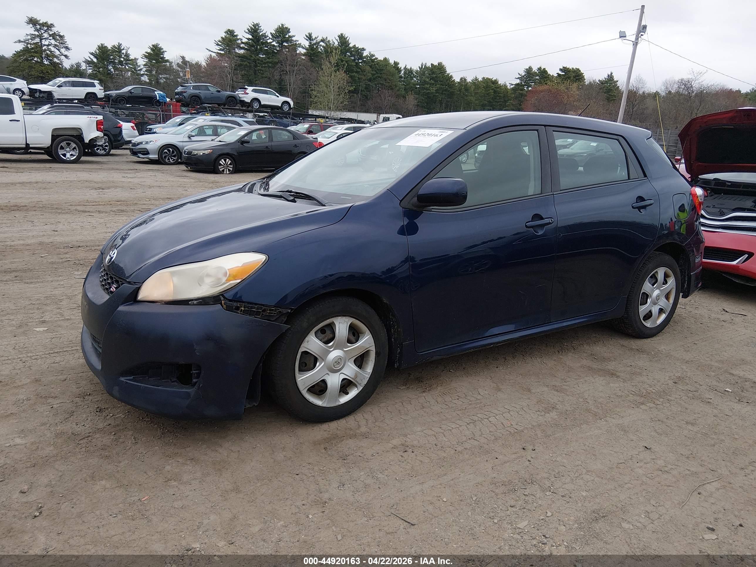 TOYOTA MATRIX image 2