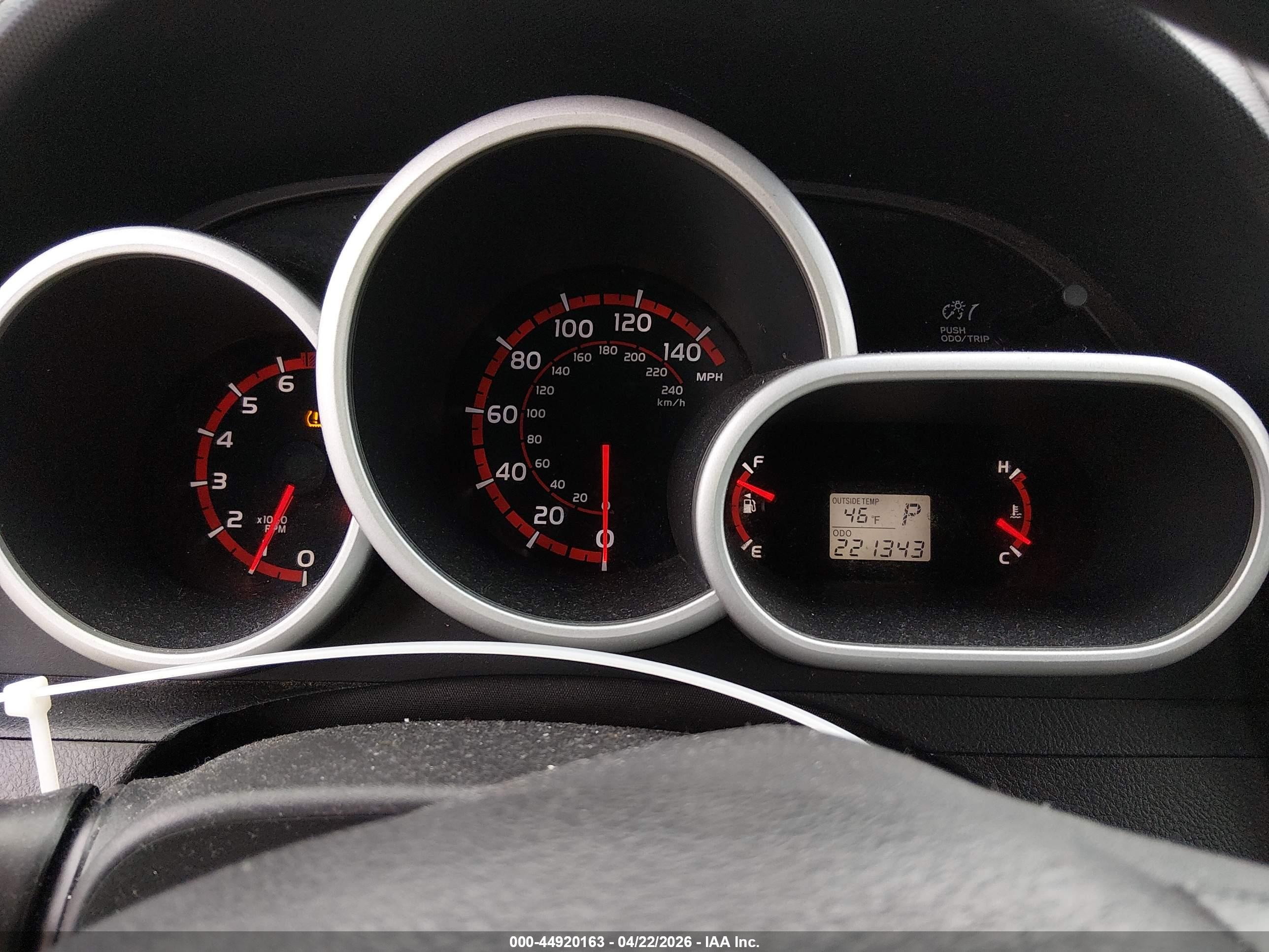 TOYOTA MATRIX image 7