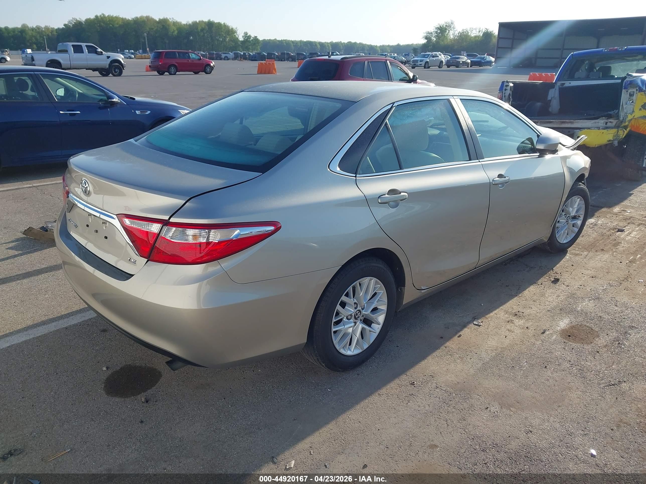 TOYOTA CAMRY image 4