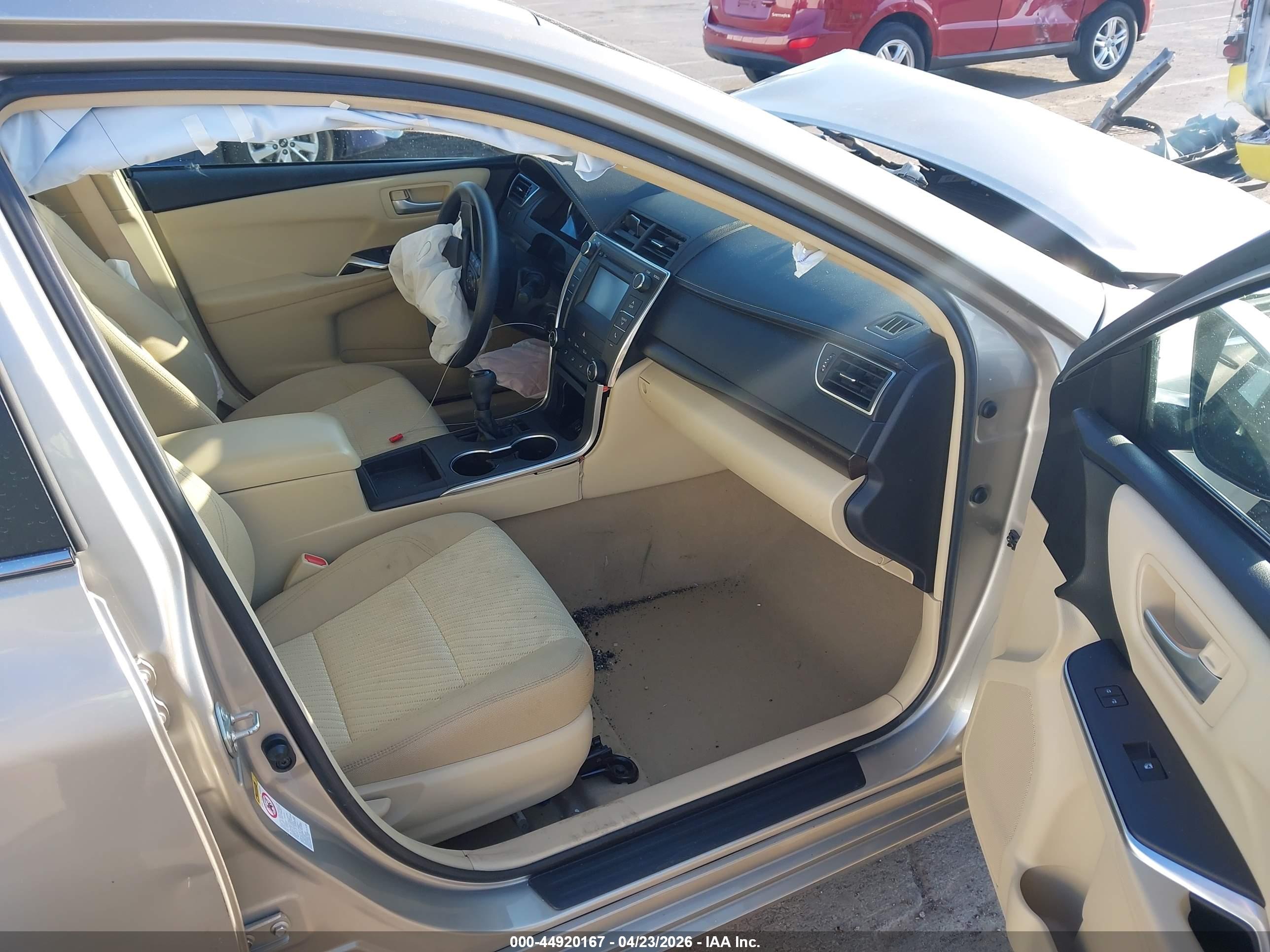 TOYOTA CAMRY image 5