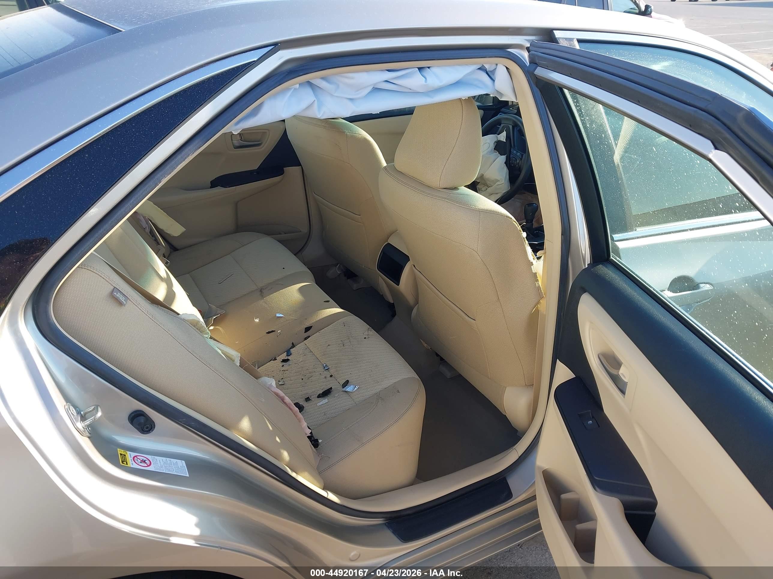 TOYOTA CAMRY image 8