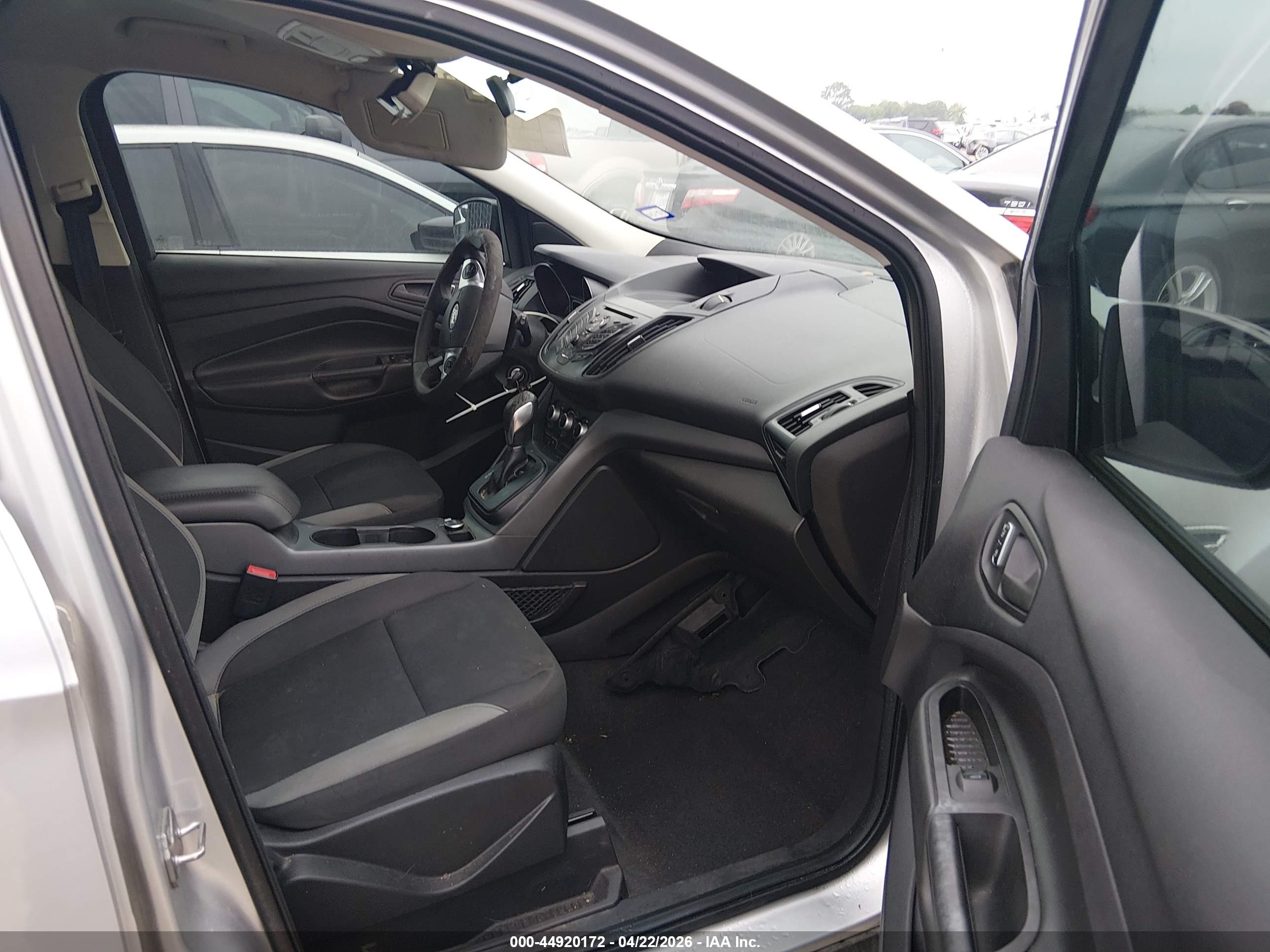 FORD ESCAPE image 5