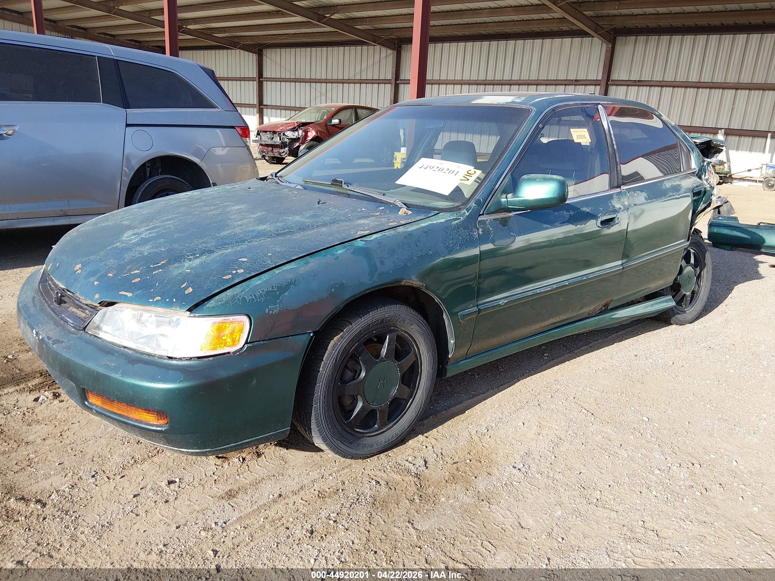 HONDA ACCORD image 2