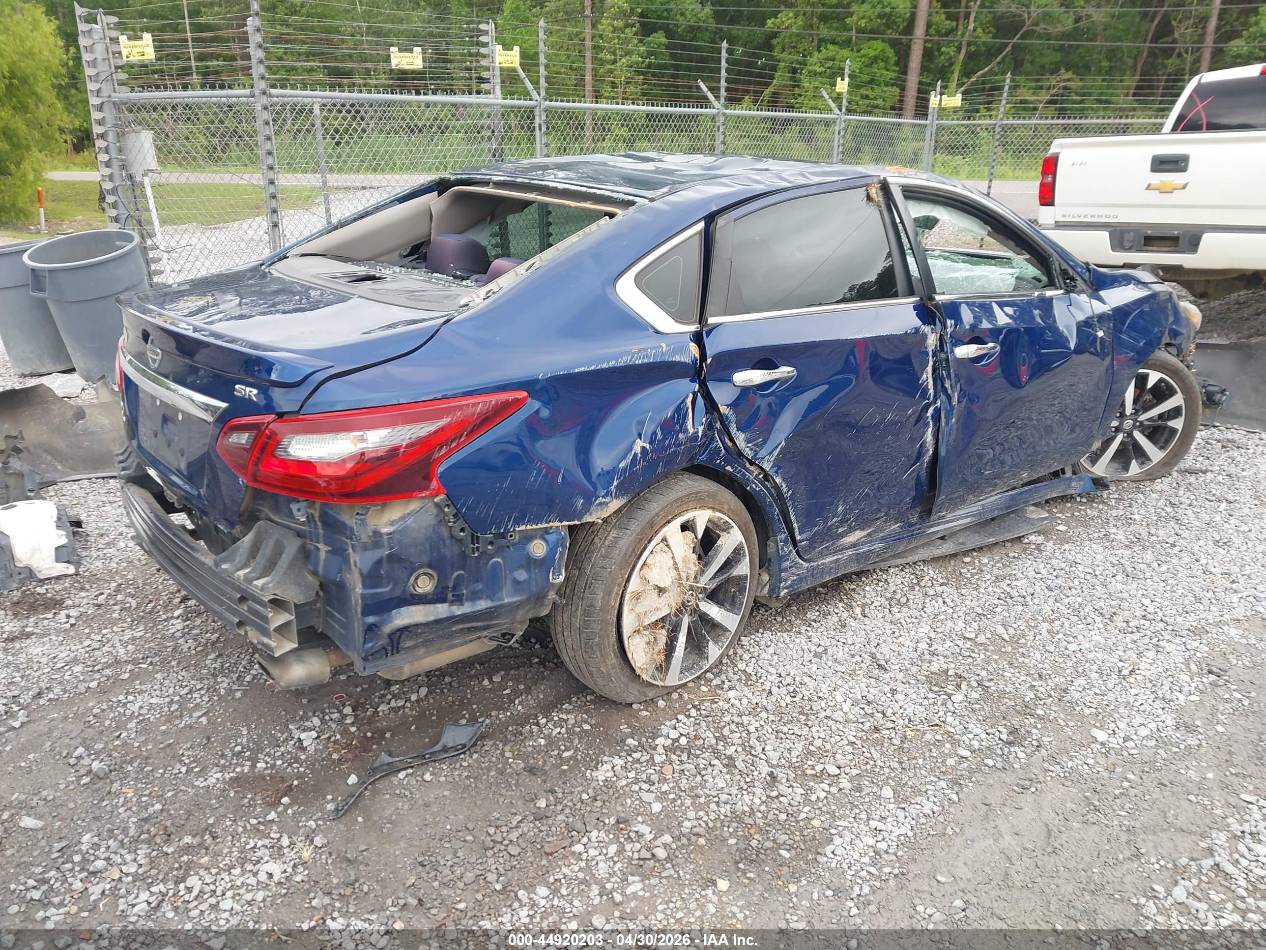 NISSAN ALTIMA image 4