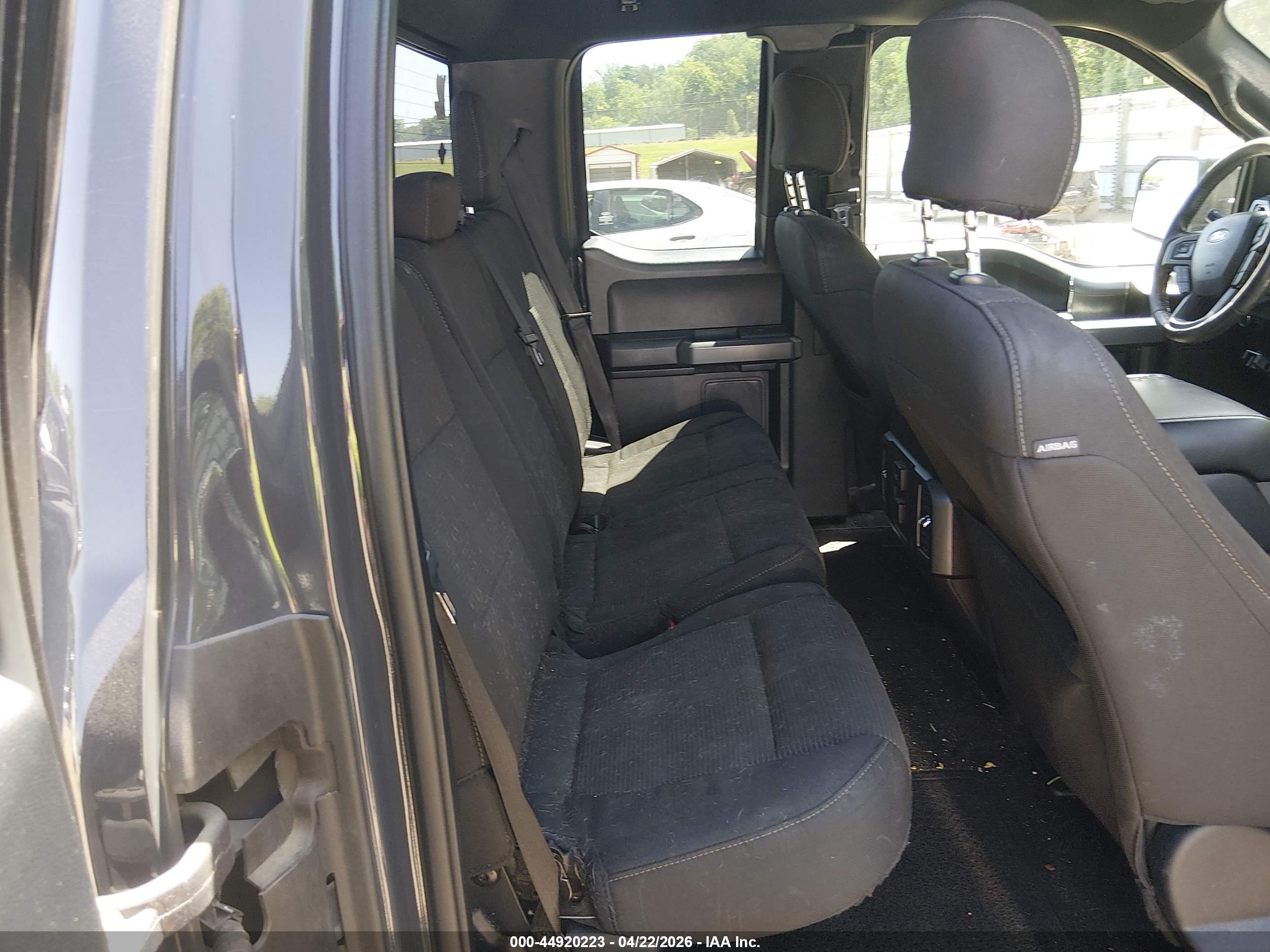 FORD F-150 image 8