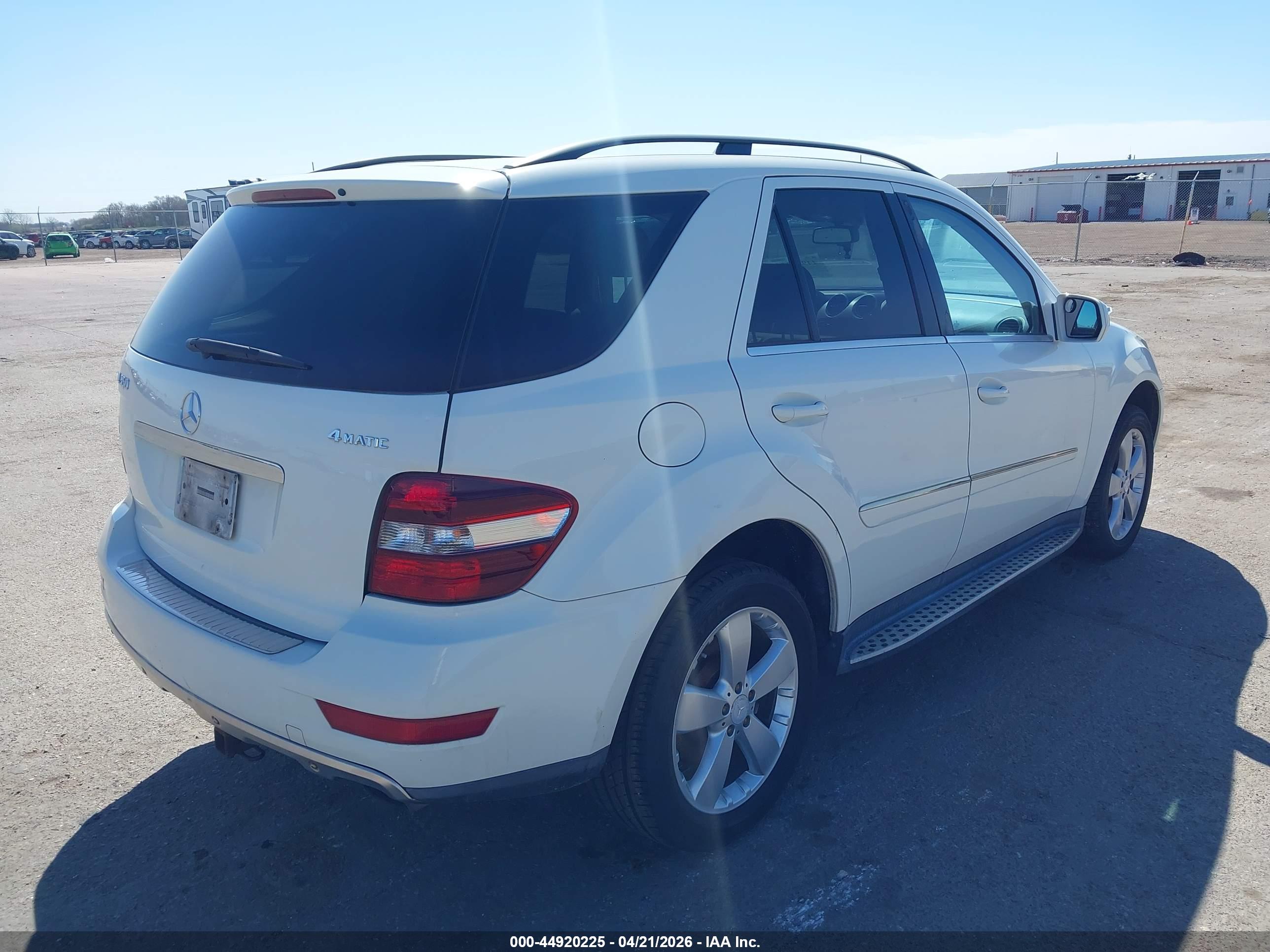 MERCEDES-BENZ ML image 4